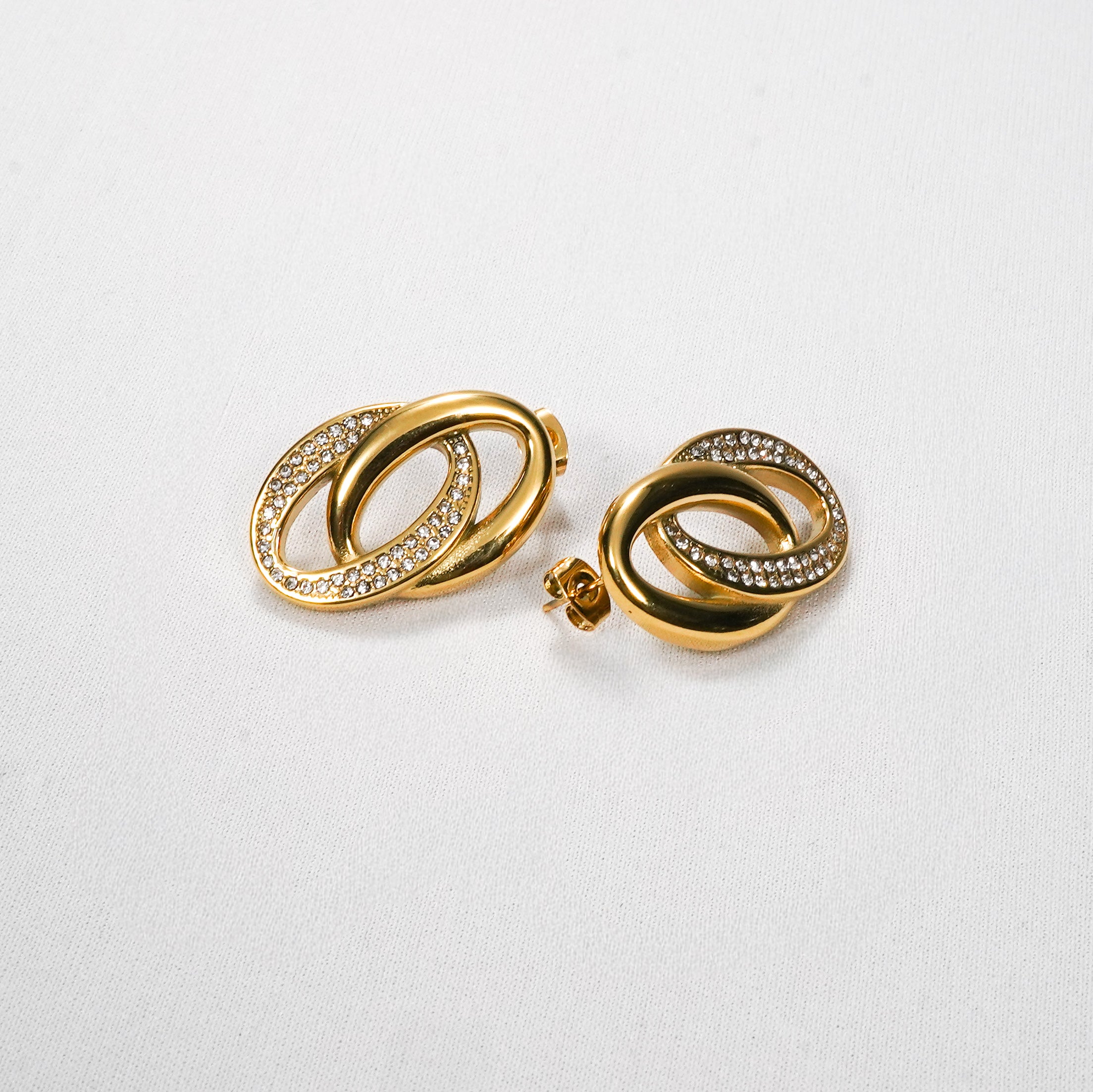 Flora Elegant Stud Earrings