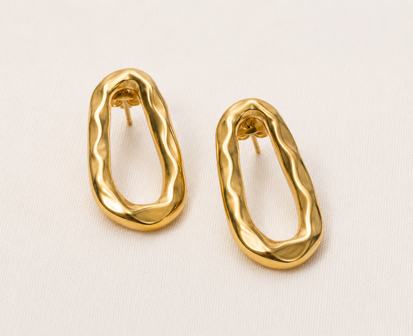 Luxe Elegant Stud Earrings