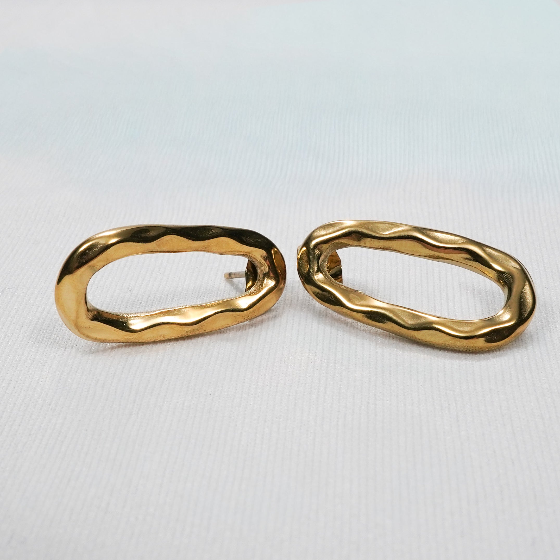 Luxe Elegant Stud Earrings