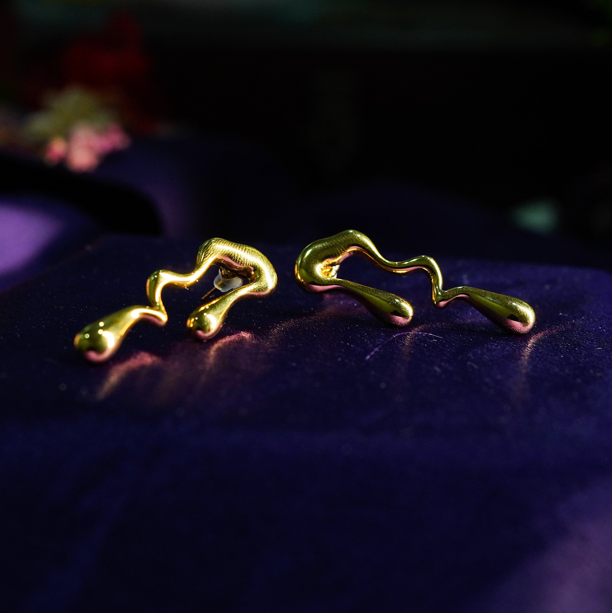 Flora Elegant Stud Earrings