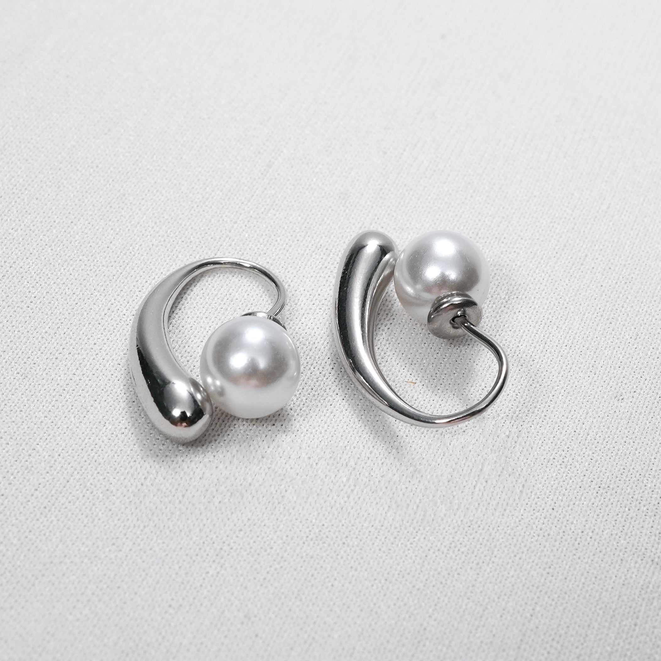 Edge Statement Drop Earrings
