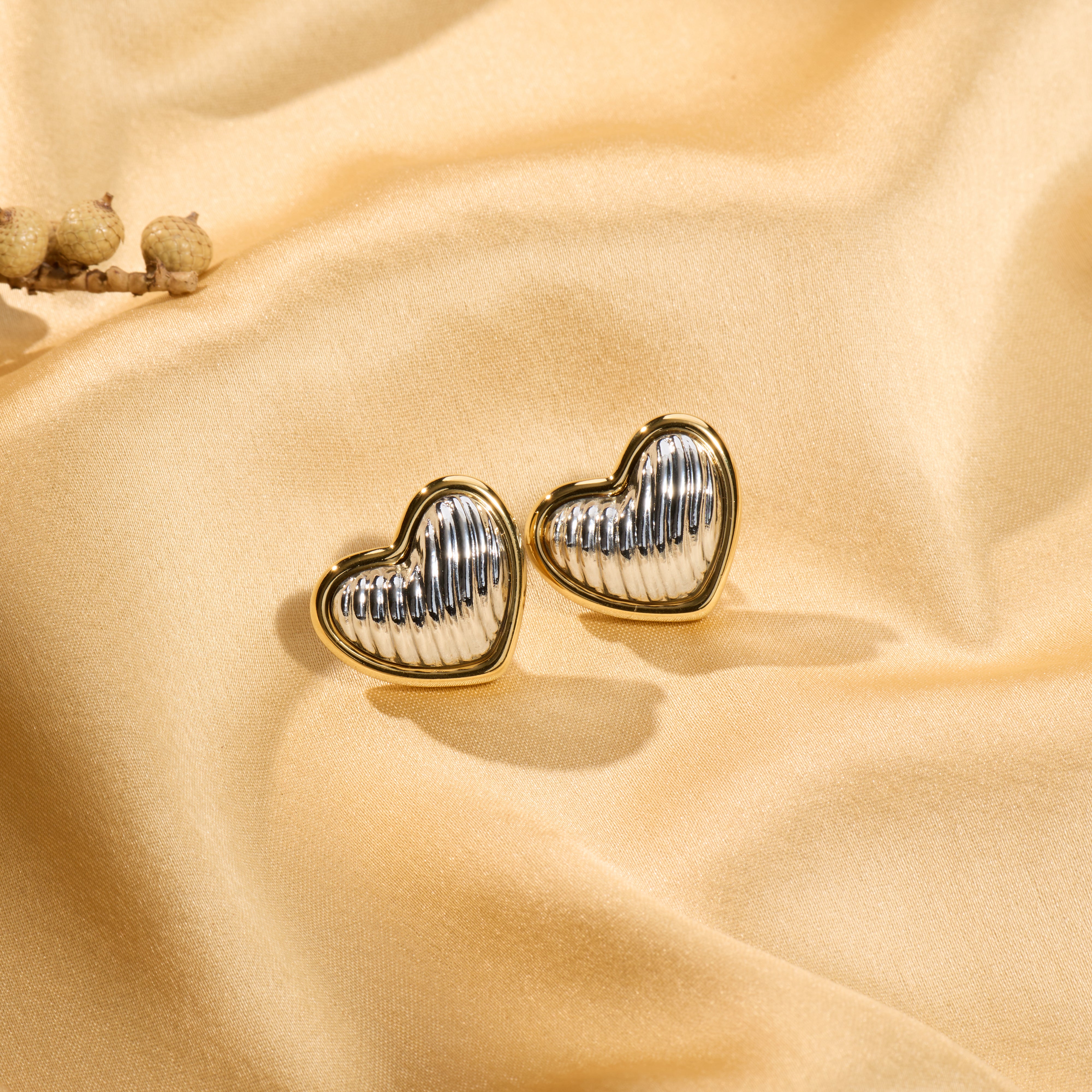 Amouréa Dual-Tone Heart Stud Earrings