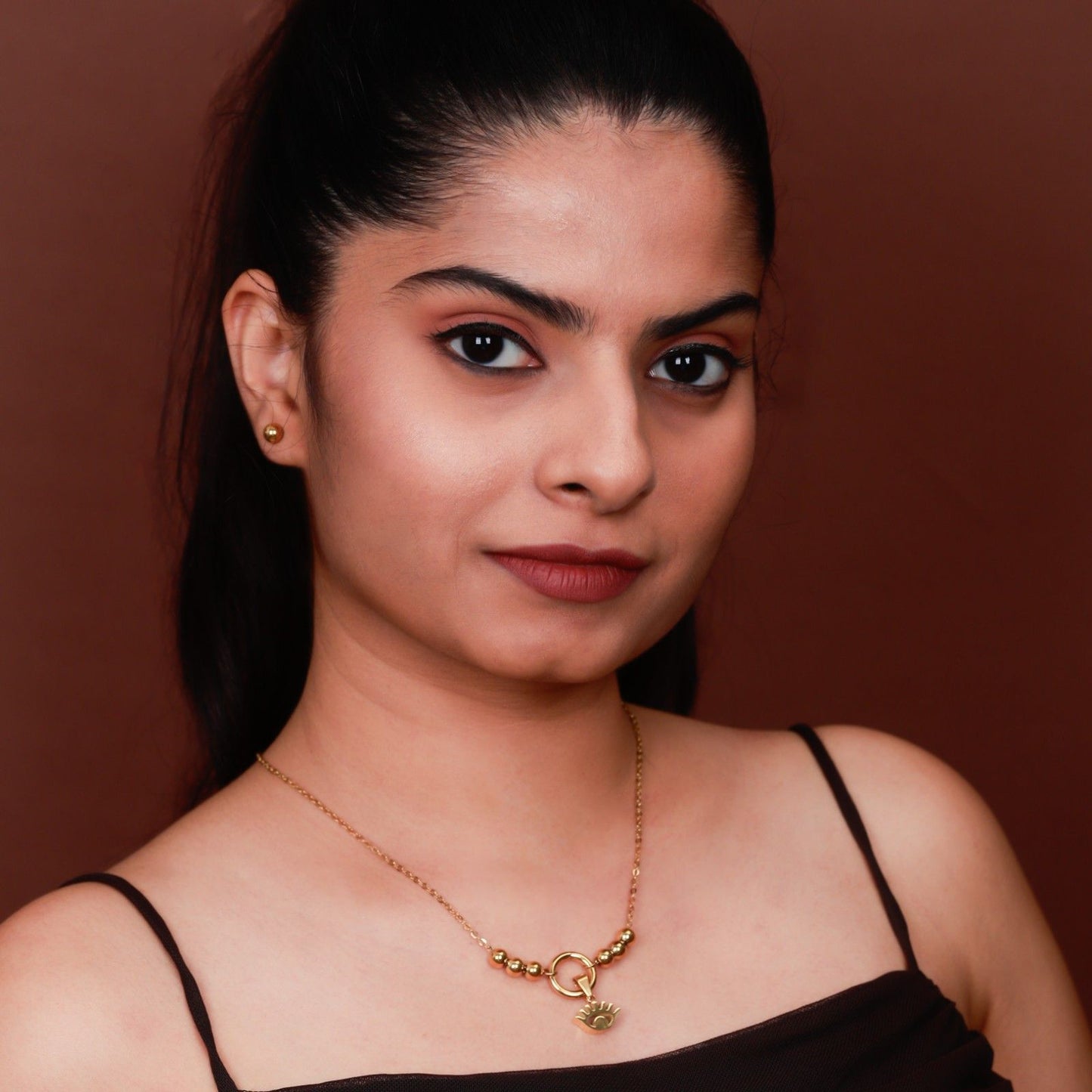 Gllora Aurelia Leaf Pendant Jewellery Set