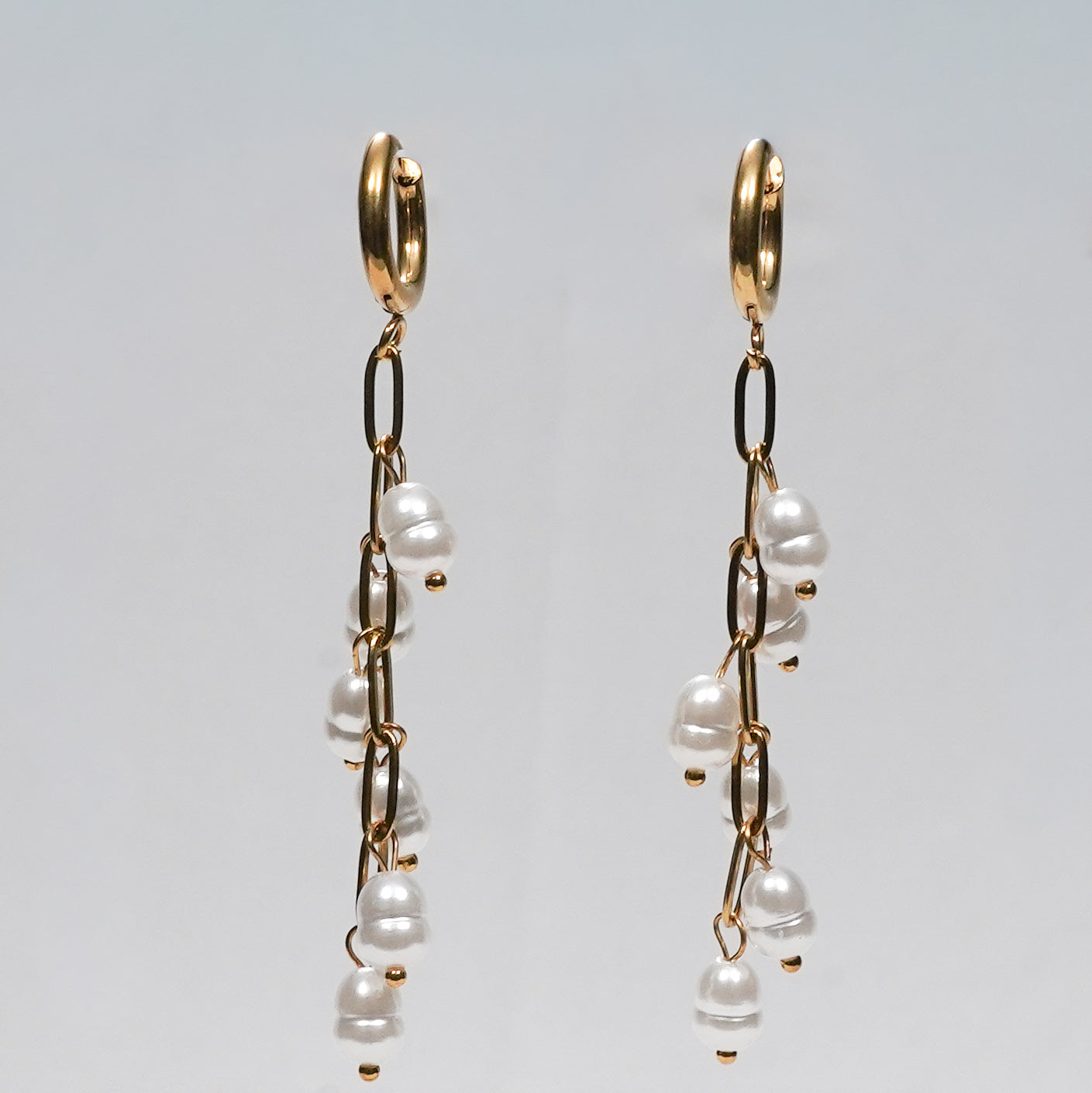 Edge Elegant Stud Earrings