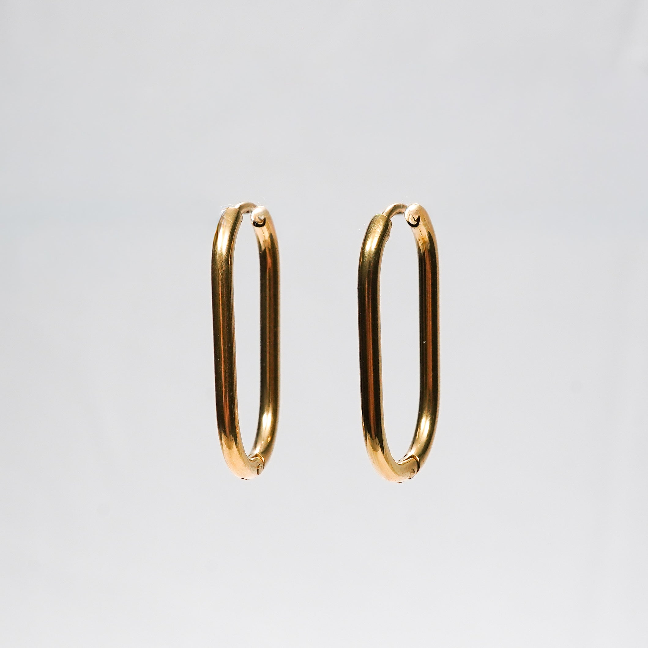 Flora Elegant Stud Earrings