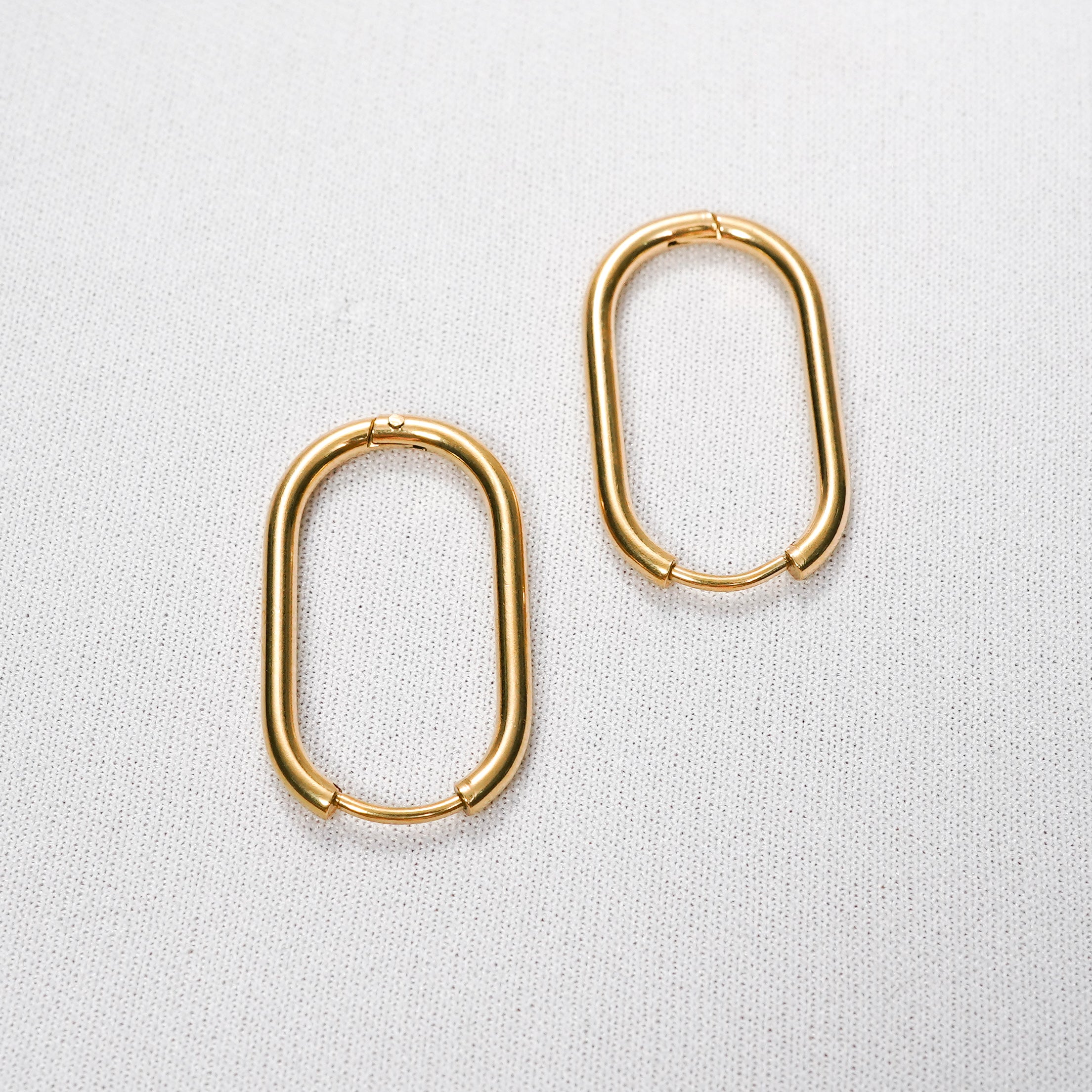 Flora Elegant Stud Earrings