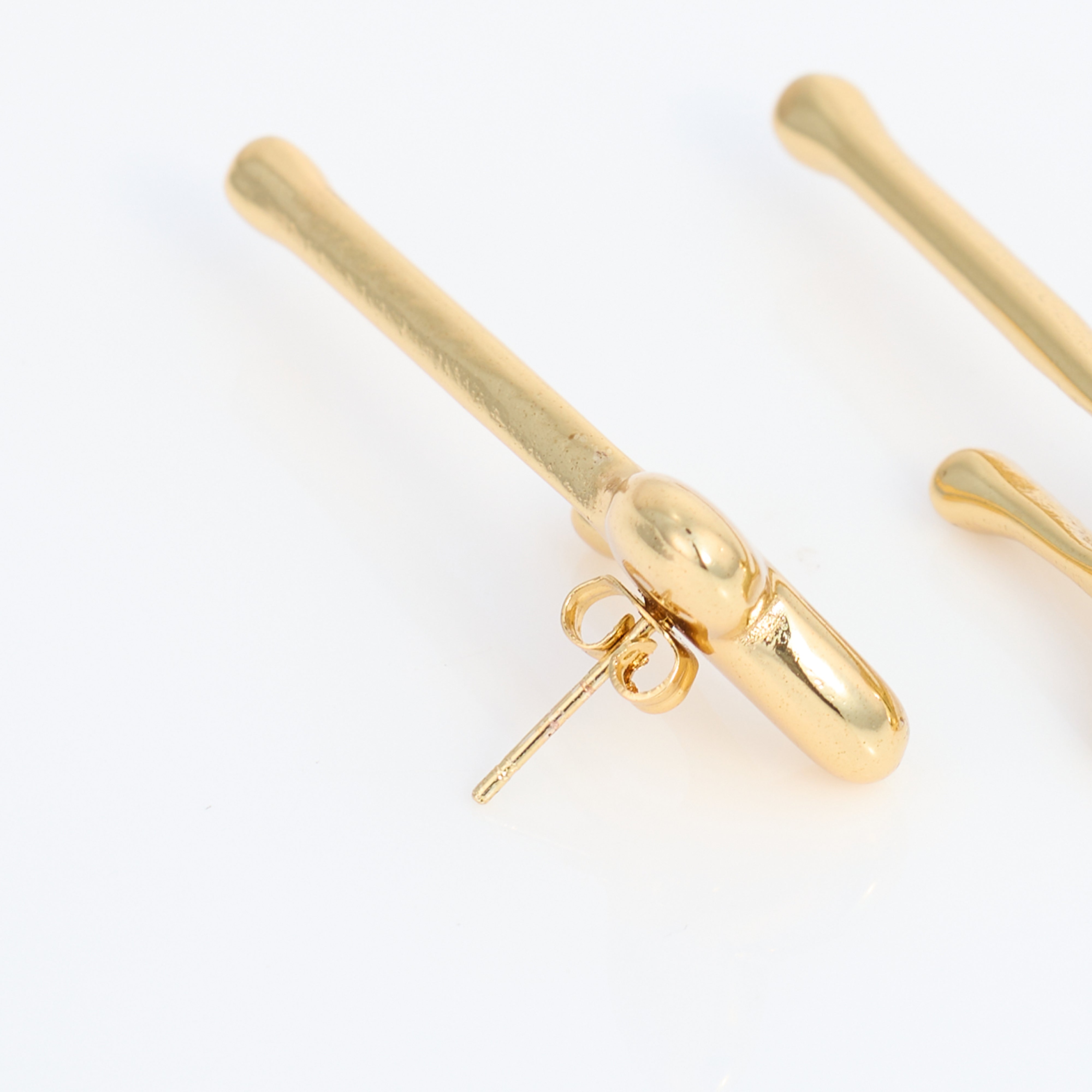 Surrealist Drip Heart Stud Earrings