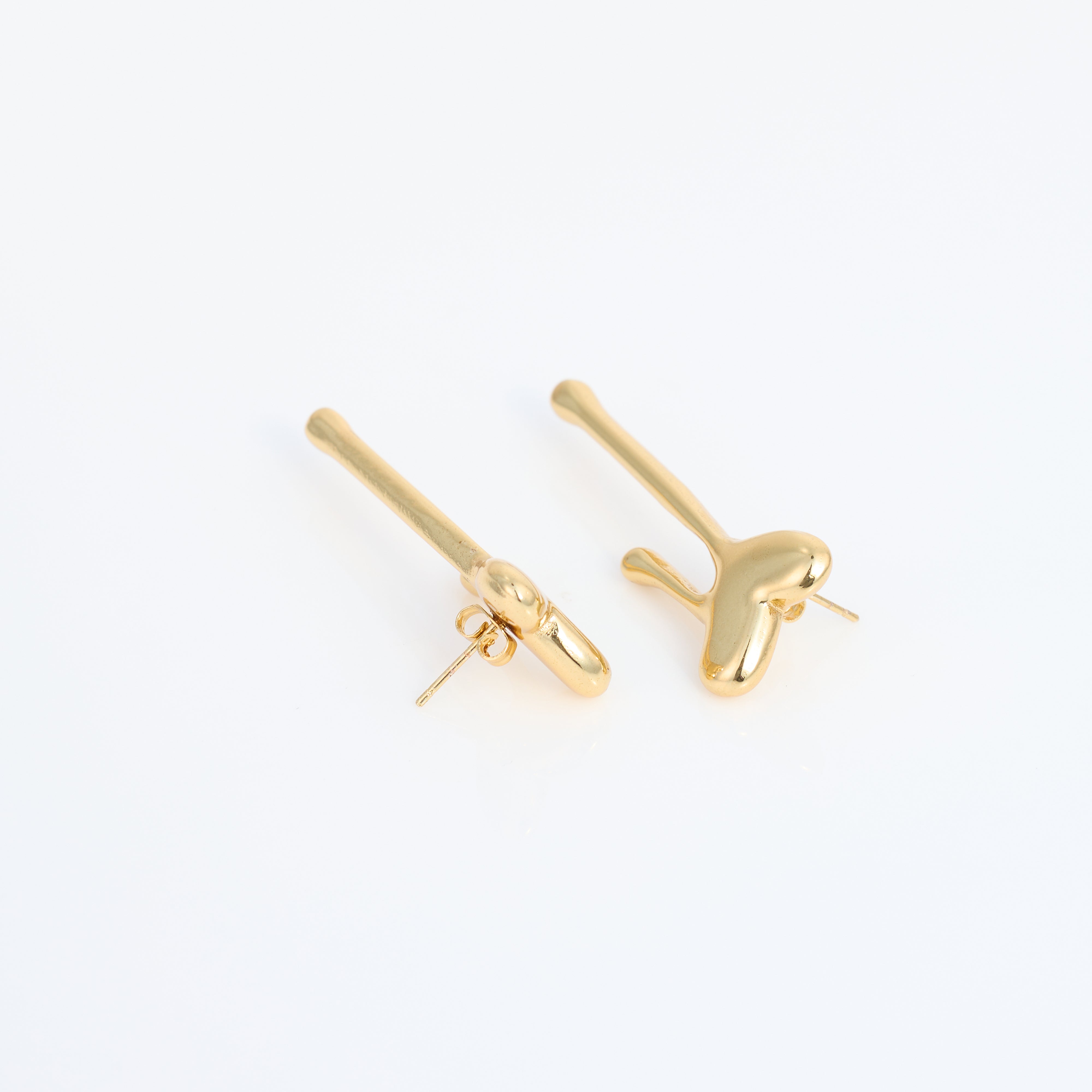 Surrealist Drip Heart Stud Earrings
