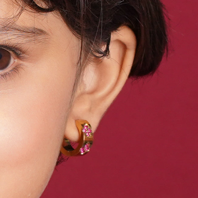 Edge Elegant Stud Earrings