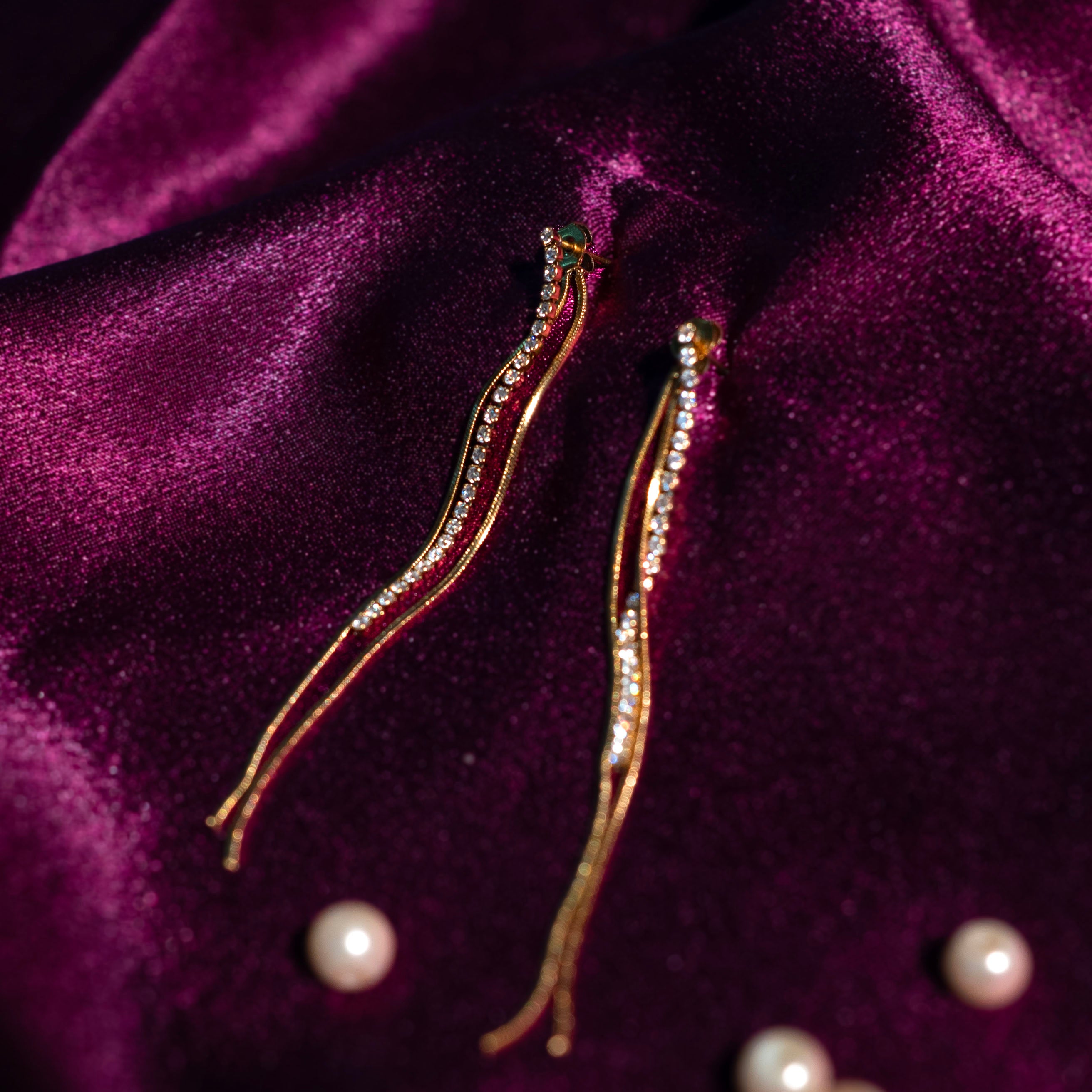 Curved Bar Chain Drop Earrings