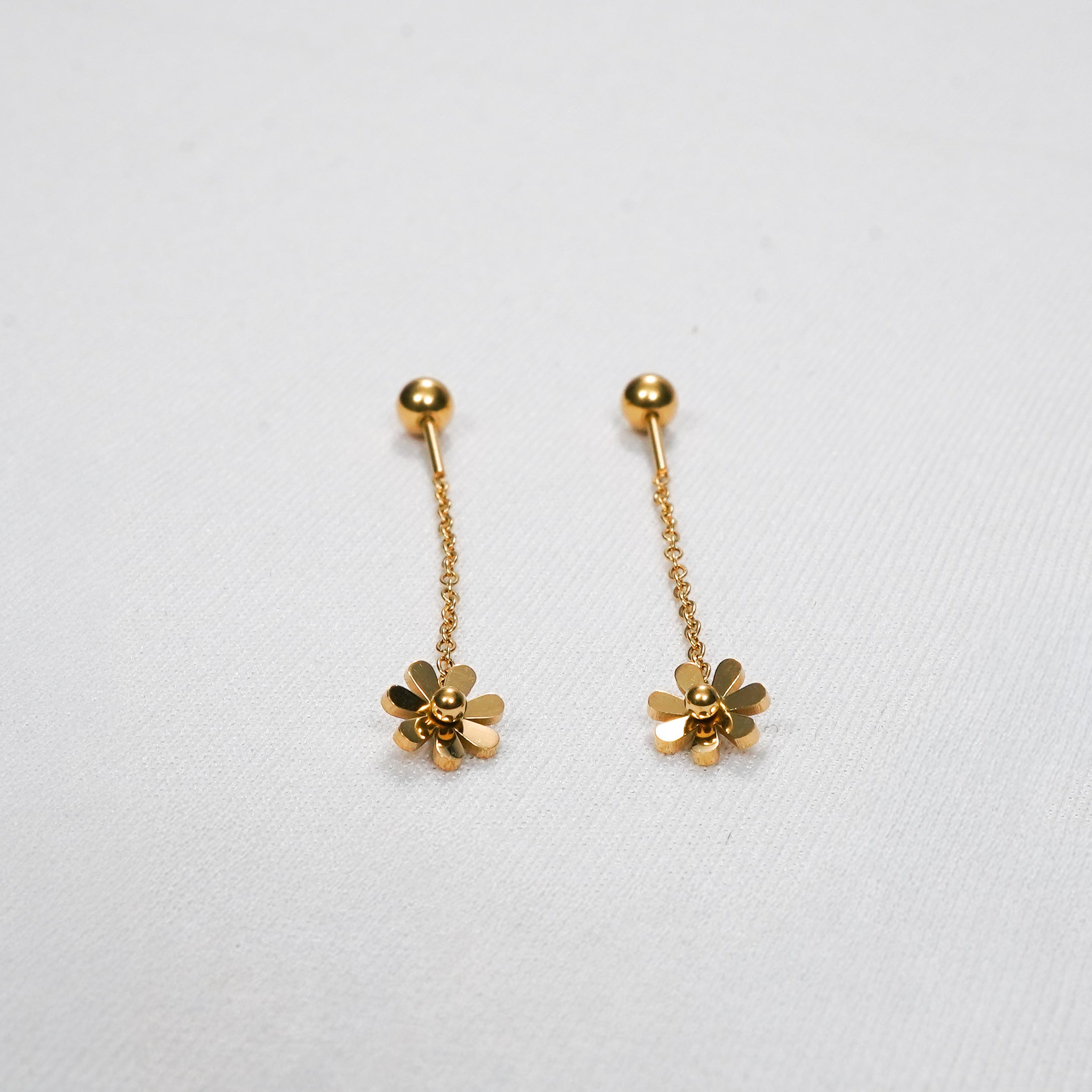 Daisy Chain Drop Earrings