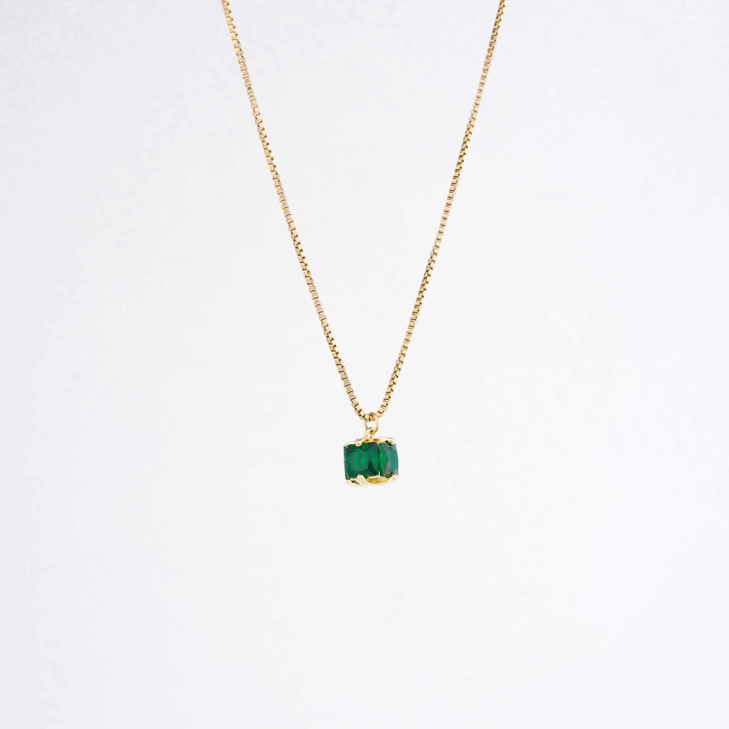 Retro Geometric Gold Pendant Necklace