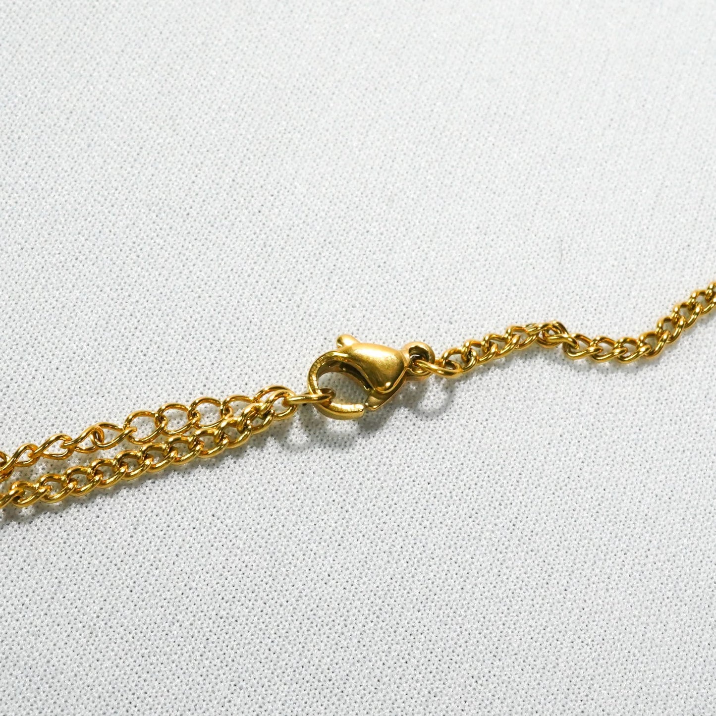 Stellar Butterfly Lariat