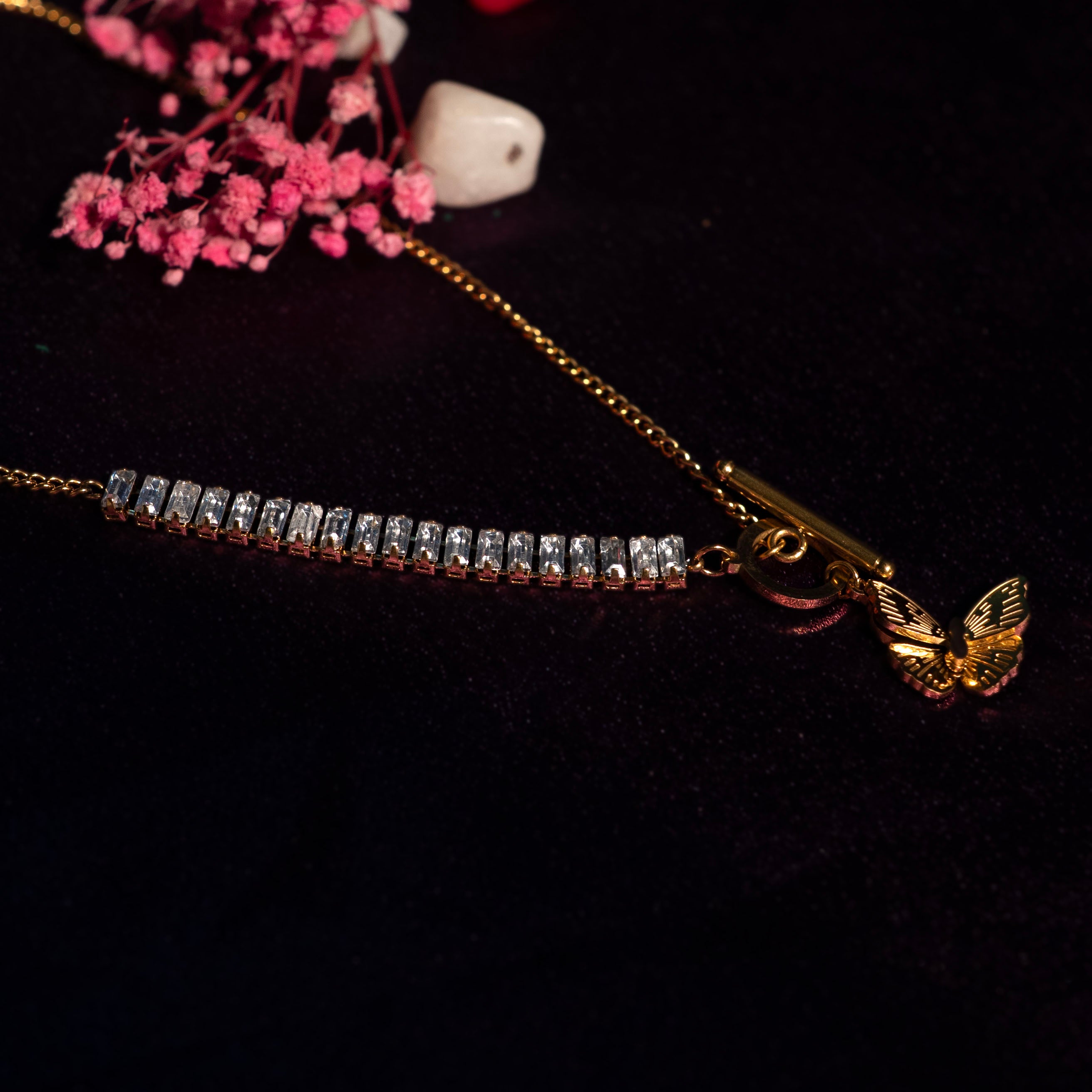 Stellar Butterfly Lariat