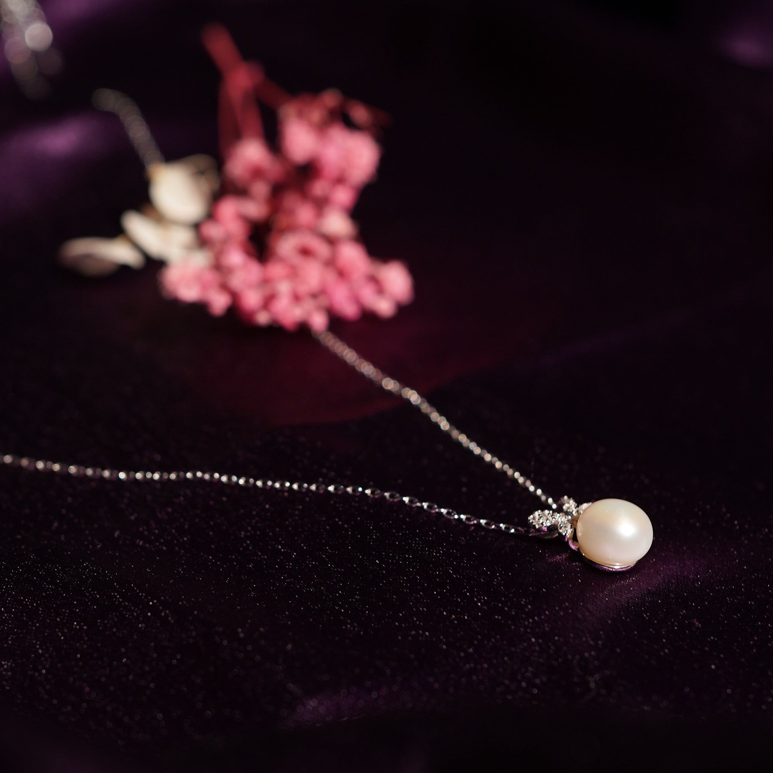 Luna White Glow Jewelry Set
