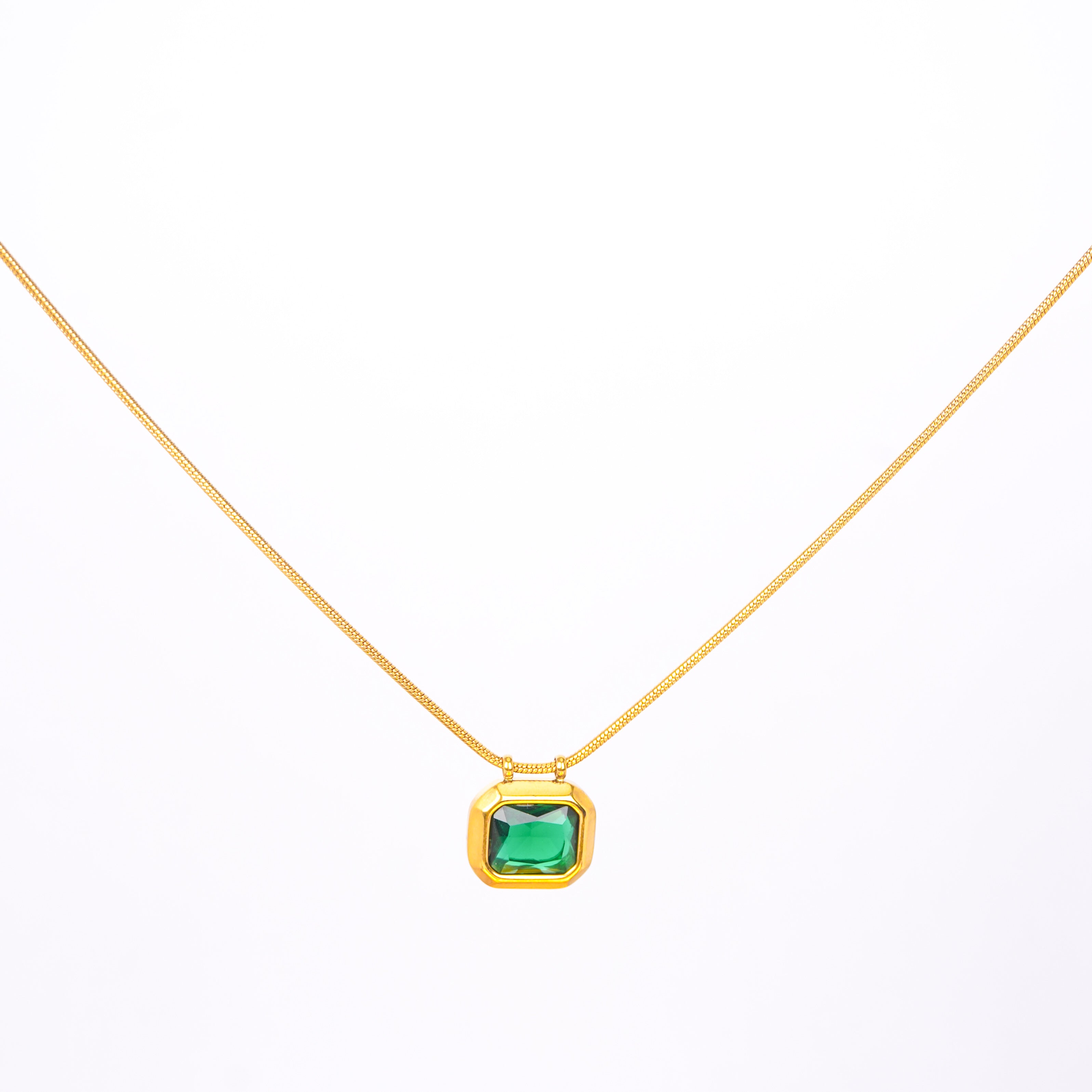 Classic Pendant Chain Necklace