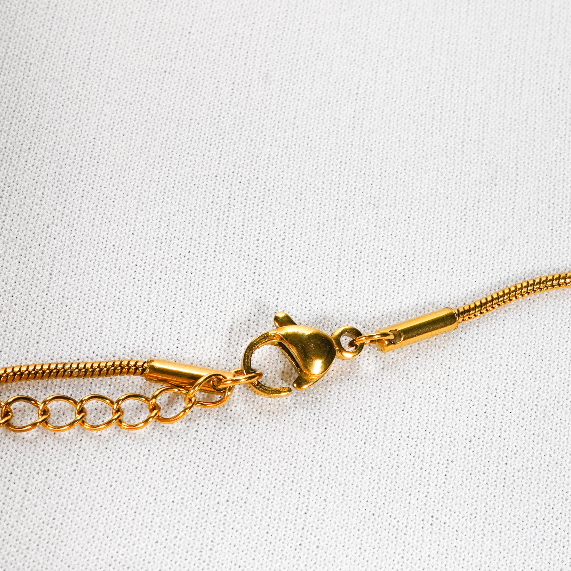 Elegant Pearl Clavicle Gold Necklace