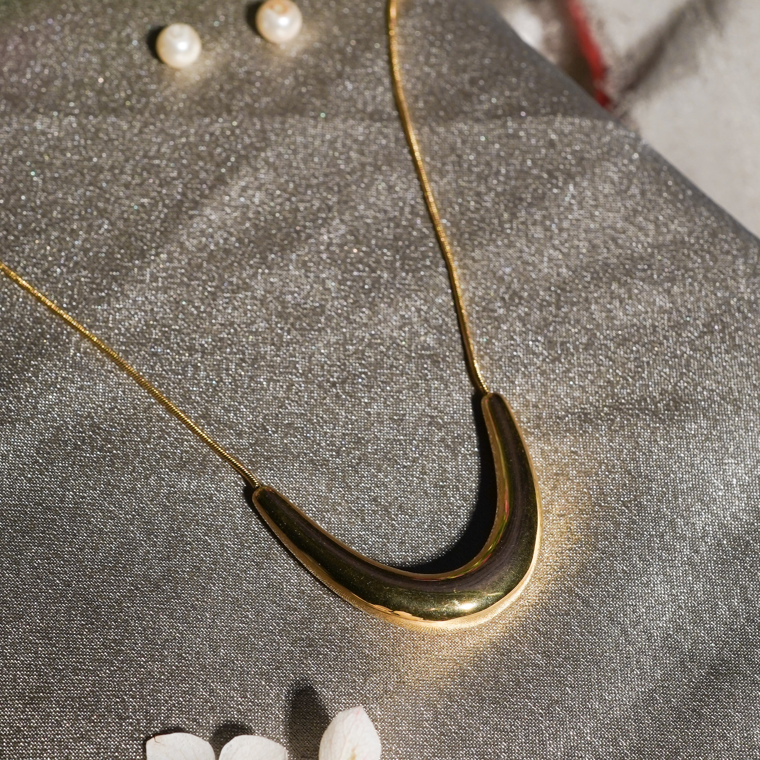 French Vintage Arc Necklace