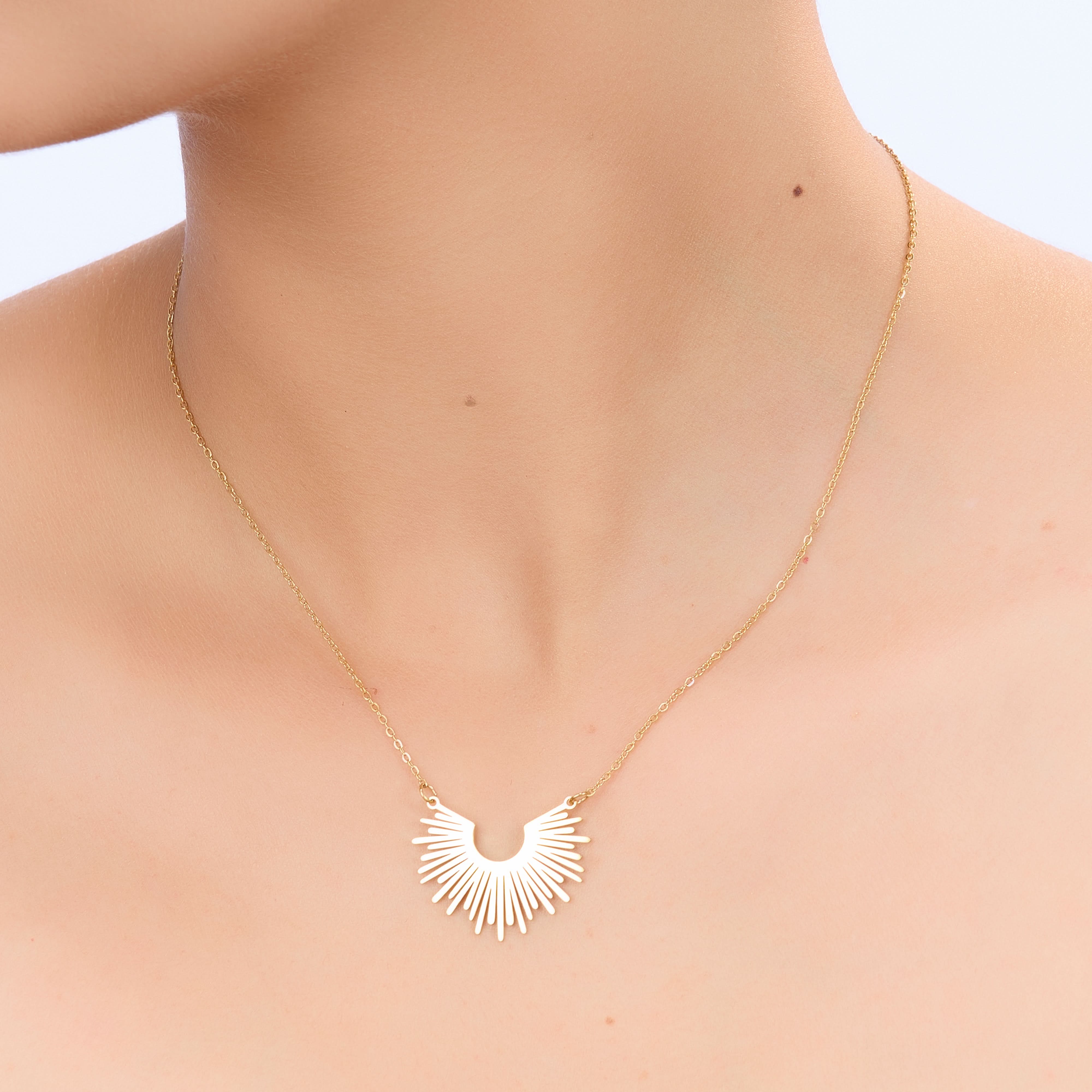 Minimal Geometric Gold Pendant Necklace