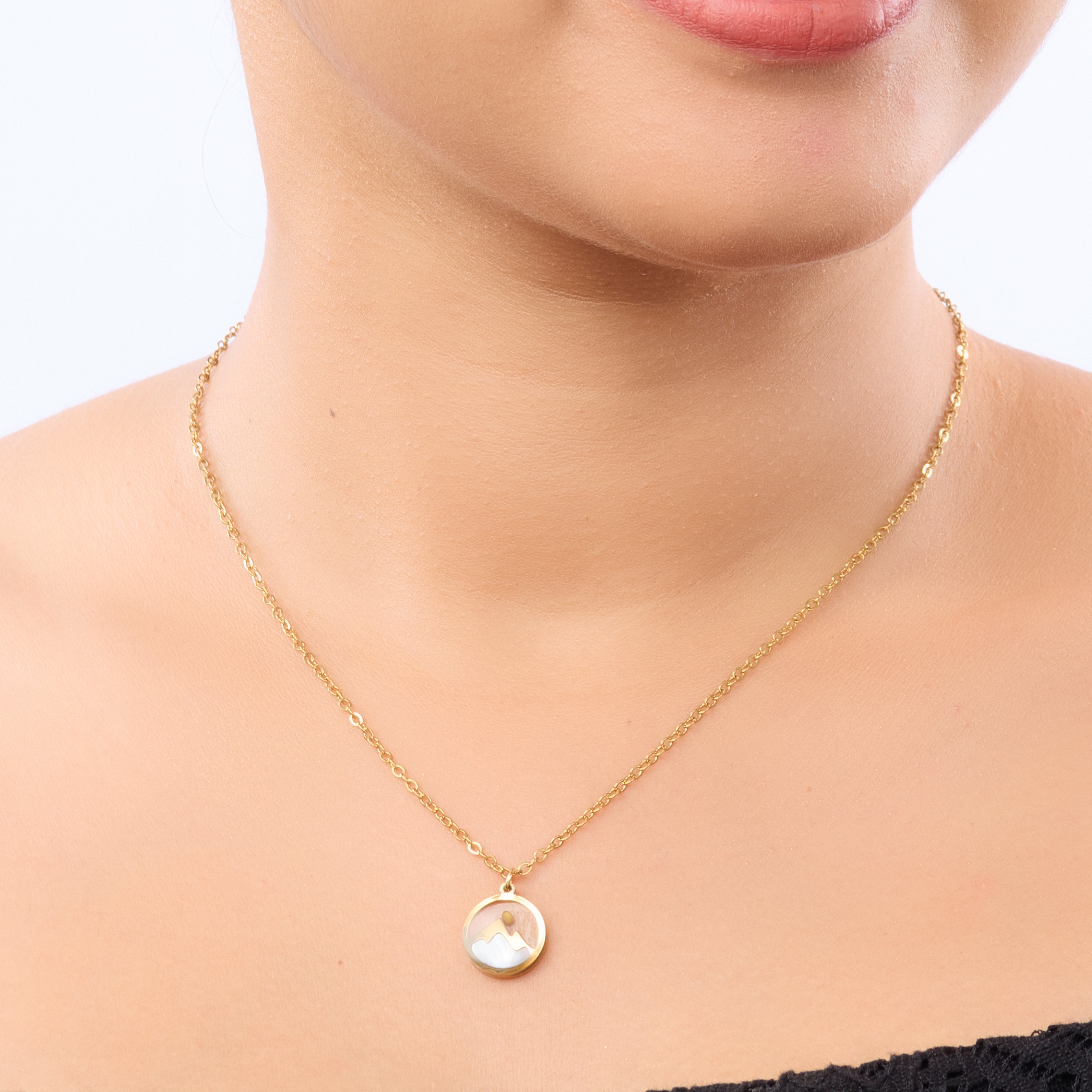 Minimal Mountain Gold Pendant Necklace