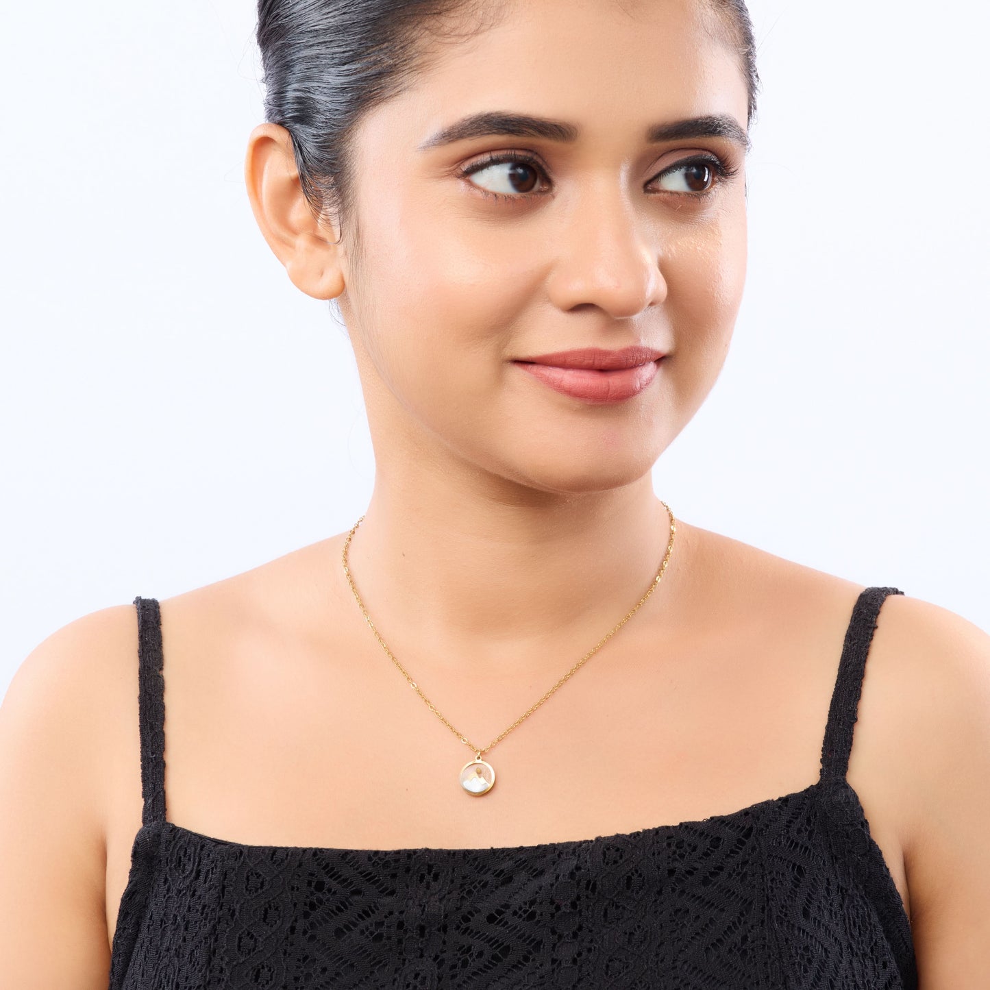 Minimal Mountain Gold Pendant Necklace