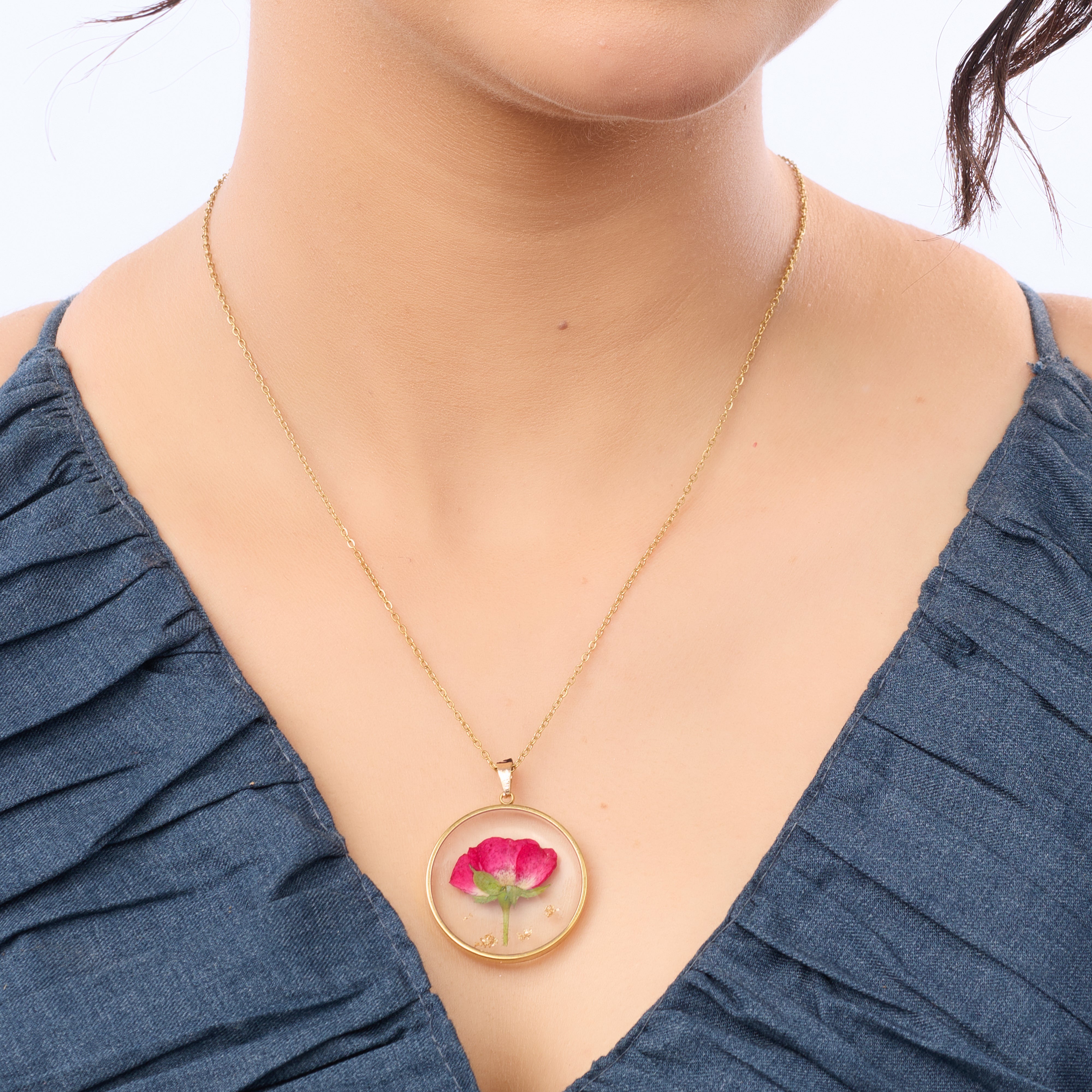 June Bloom Floral Pendant Necklace