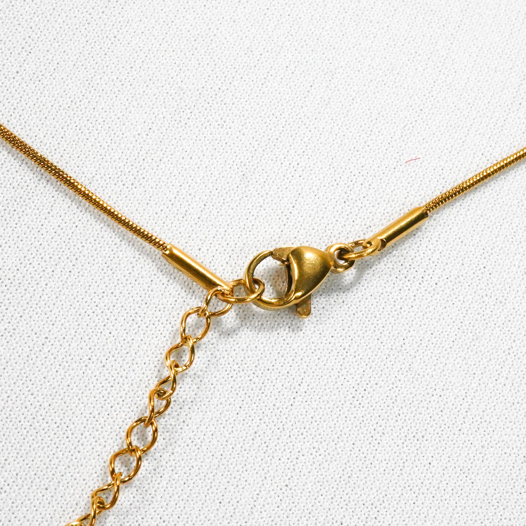 Minimal Gold Finish Necklace