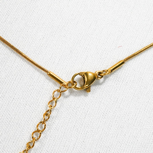Minimal Gold Finish Necklace
