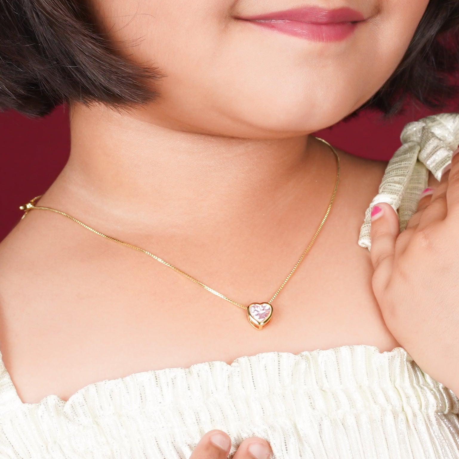 Powder Stone Heart Glow Necklace