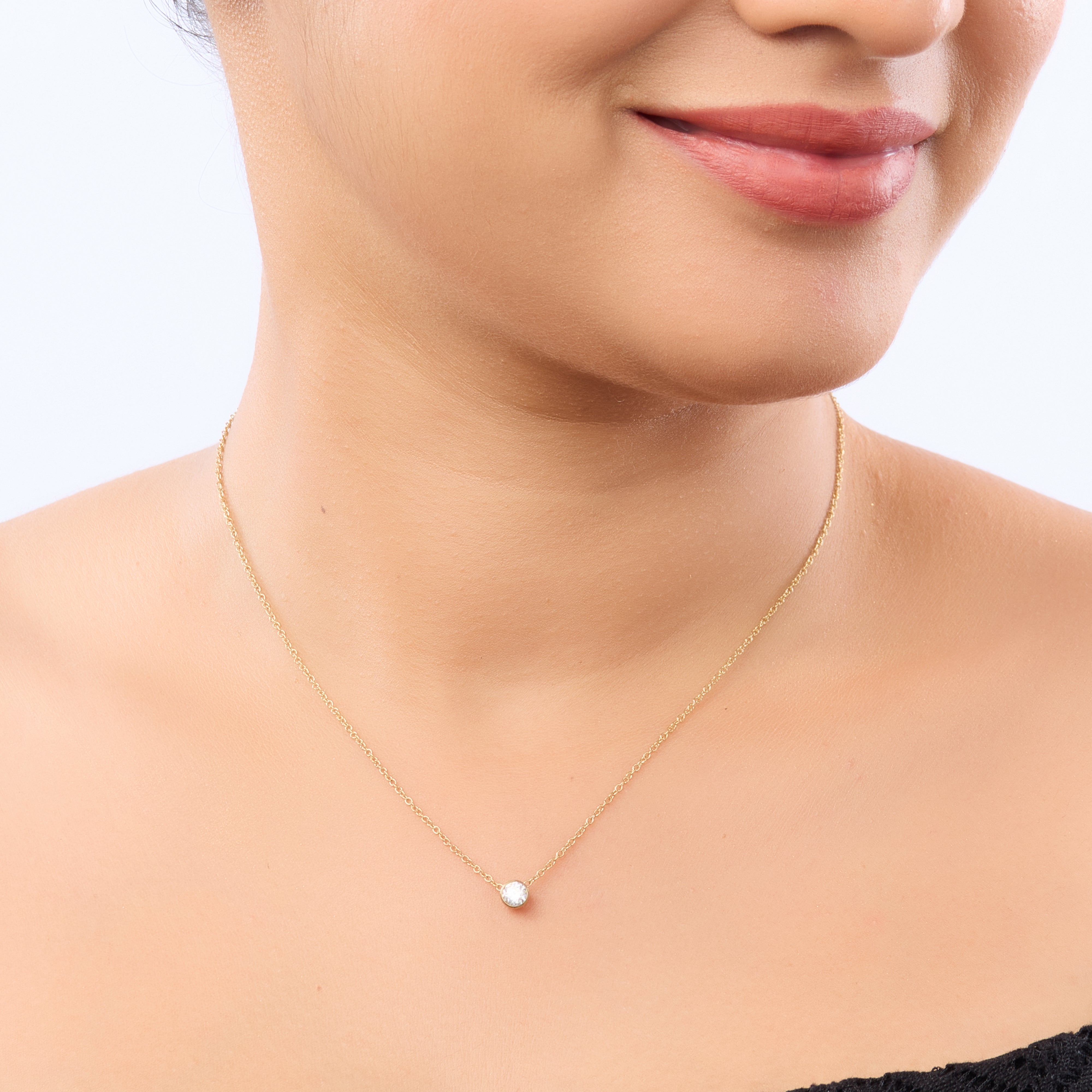 Minimal Diamond Link Choker Necklace
