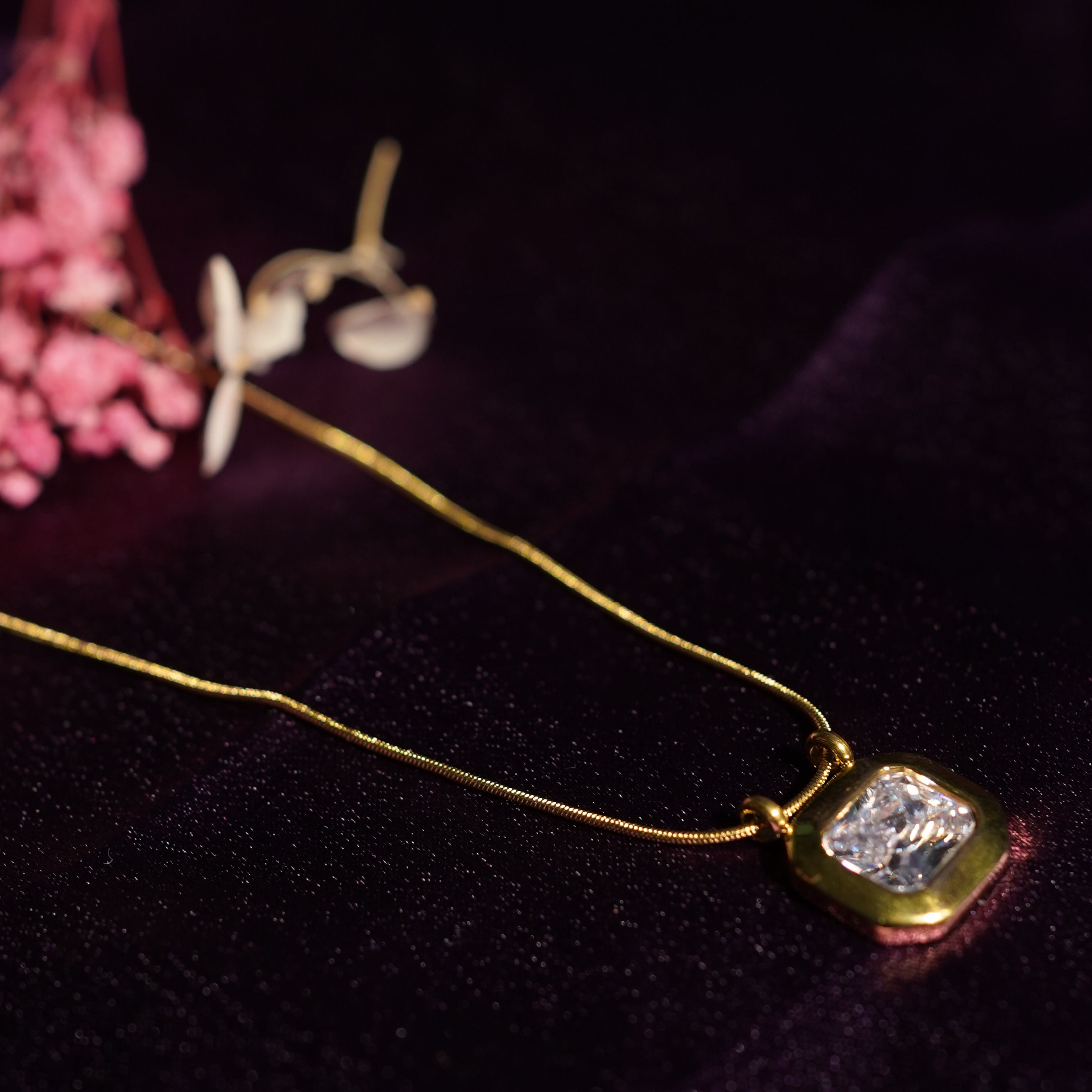 Vintage Square Gold Pendant Necklace