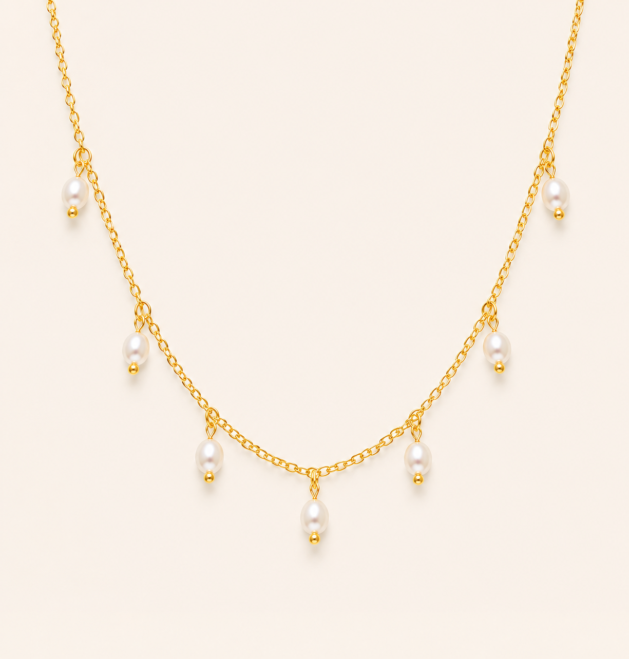 Minimal Pearl Cascade Necklace