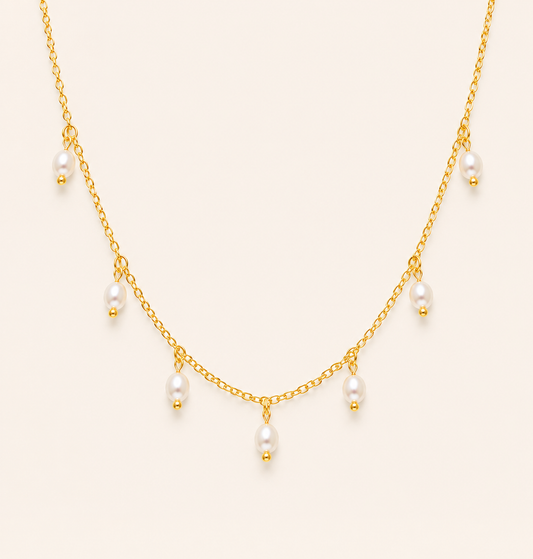 Minimal Pearl Cascade Necklace