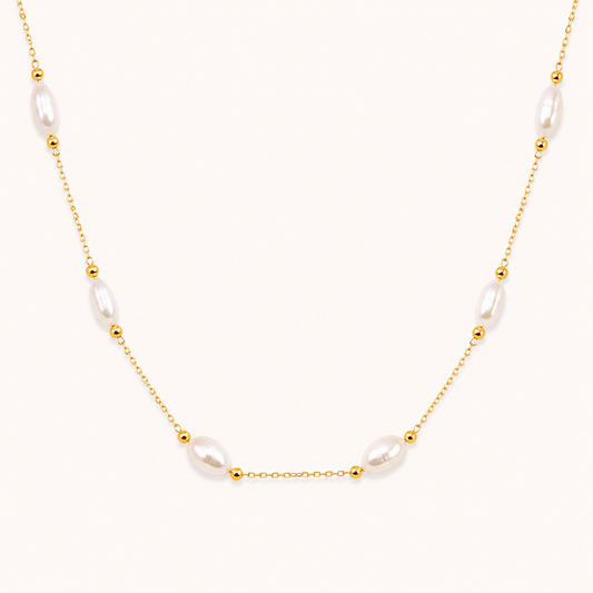 Elegant Freshwater Pearl Necklace