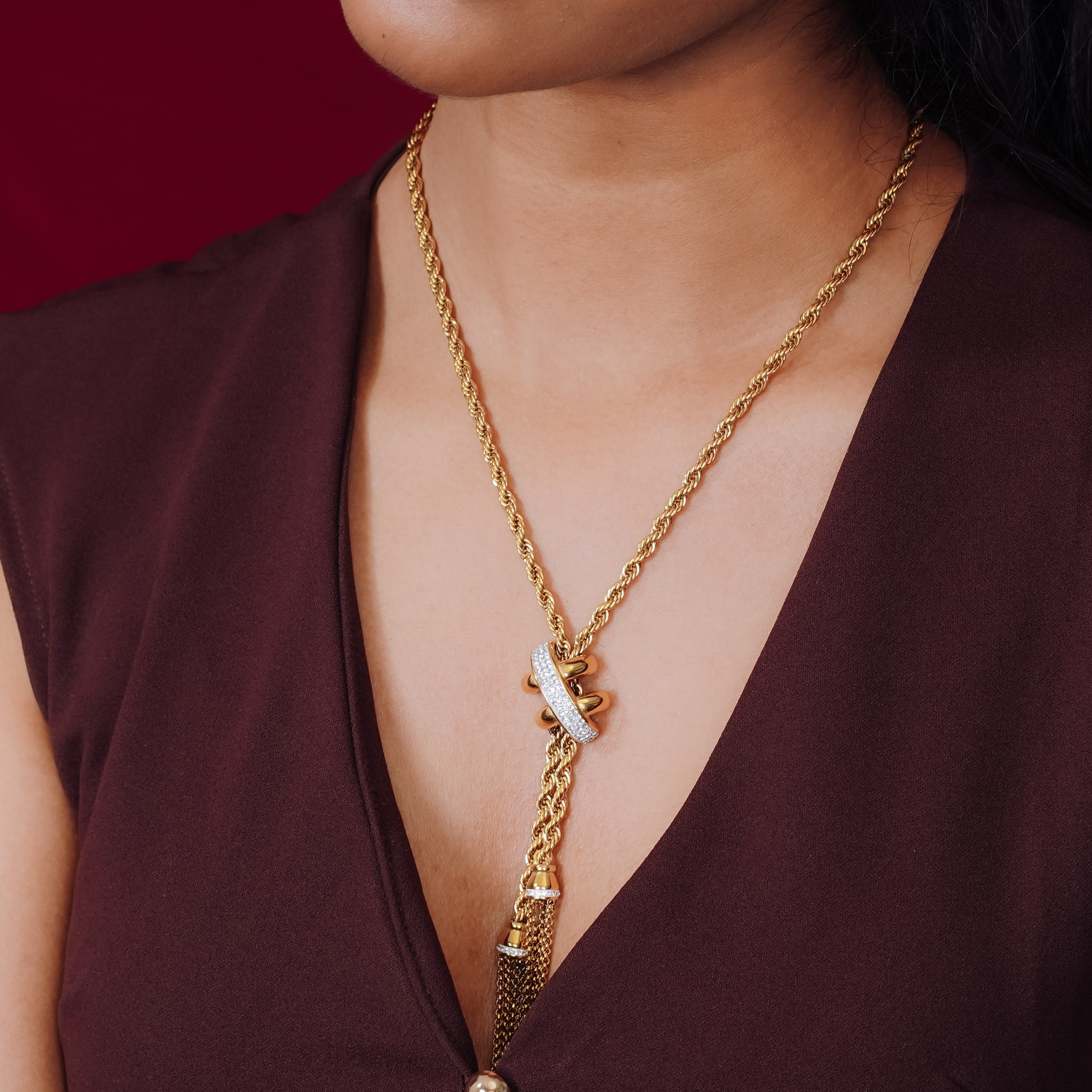Elegant White Spark Jewelry Necklace