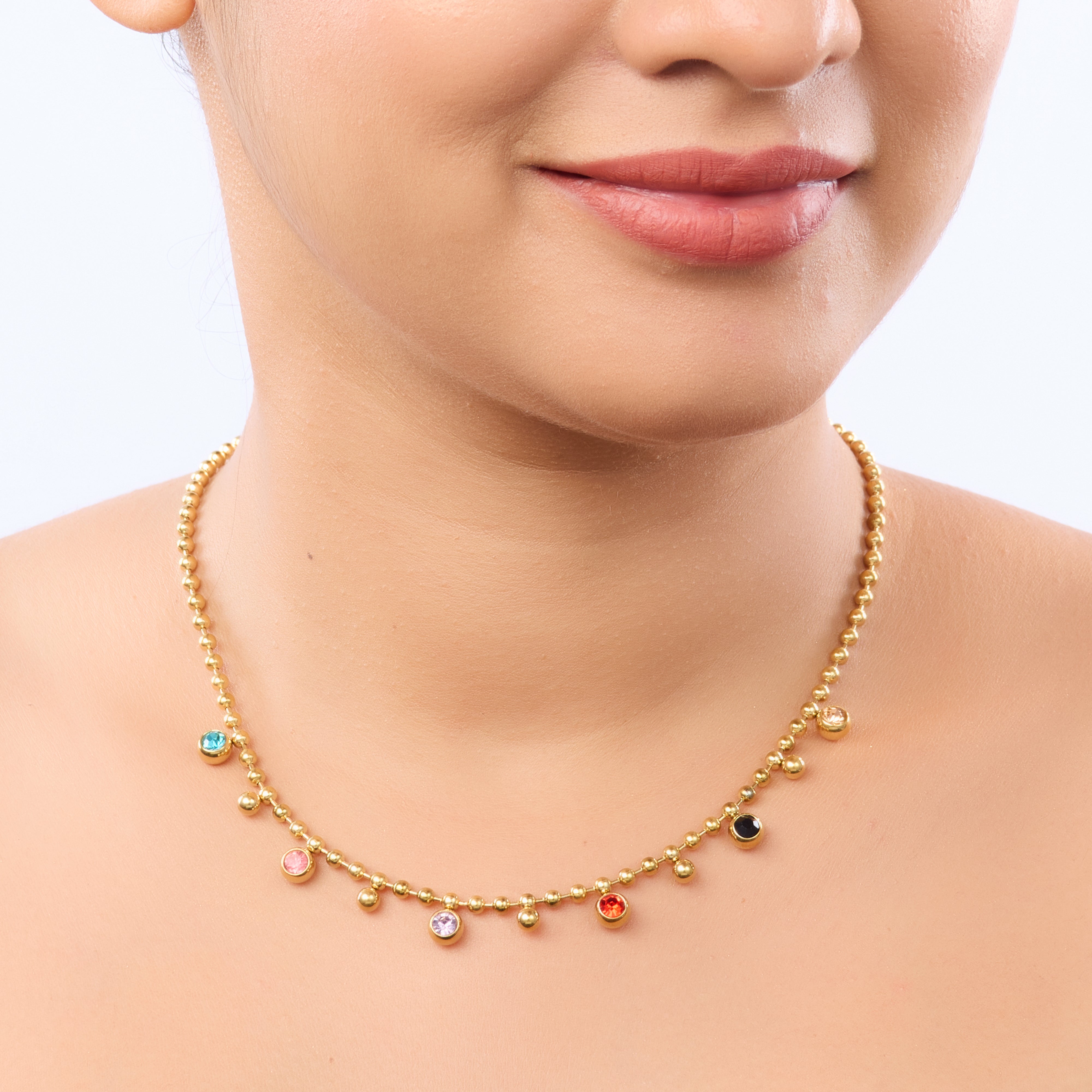 Retro Gold Round Minimal Necklace