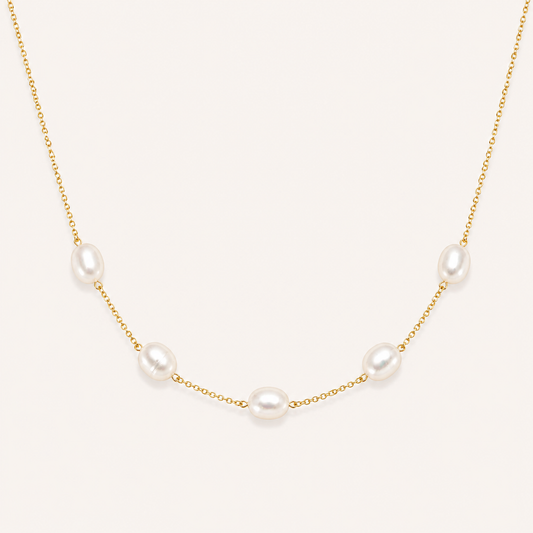 Oval Pearl Lockbone Necklace