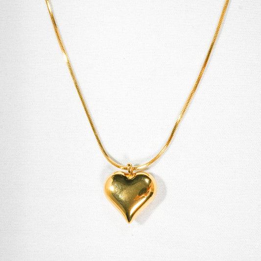 PureHeart Modern White Gold Necklace