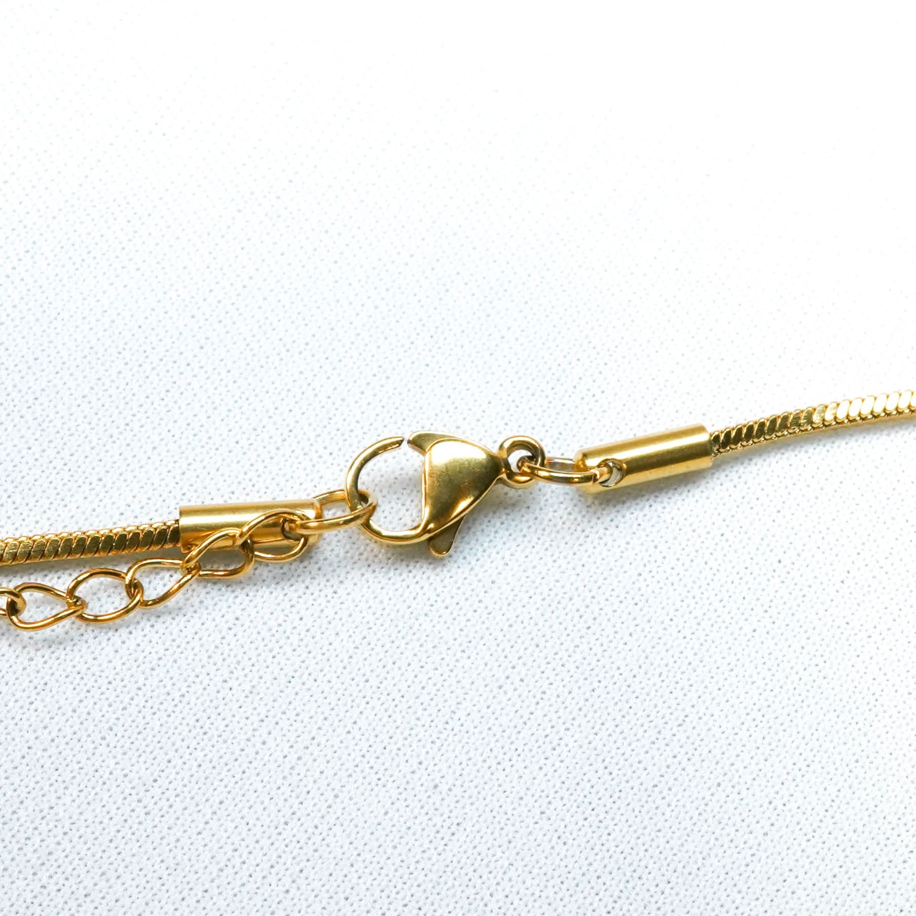 PureHeart Modern White Gold Necklace