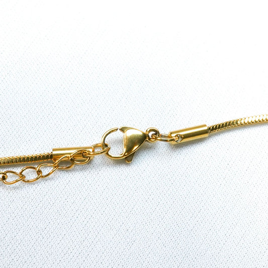 PureHeart Modern White Gold Necklace