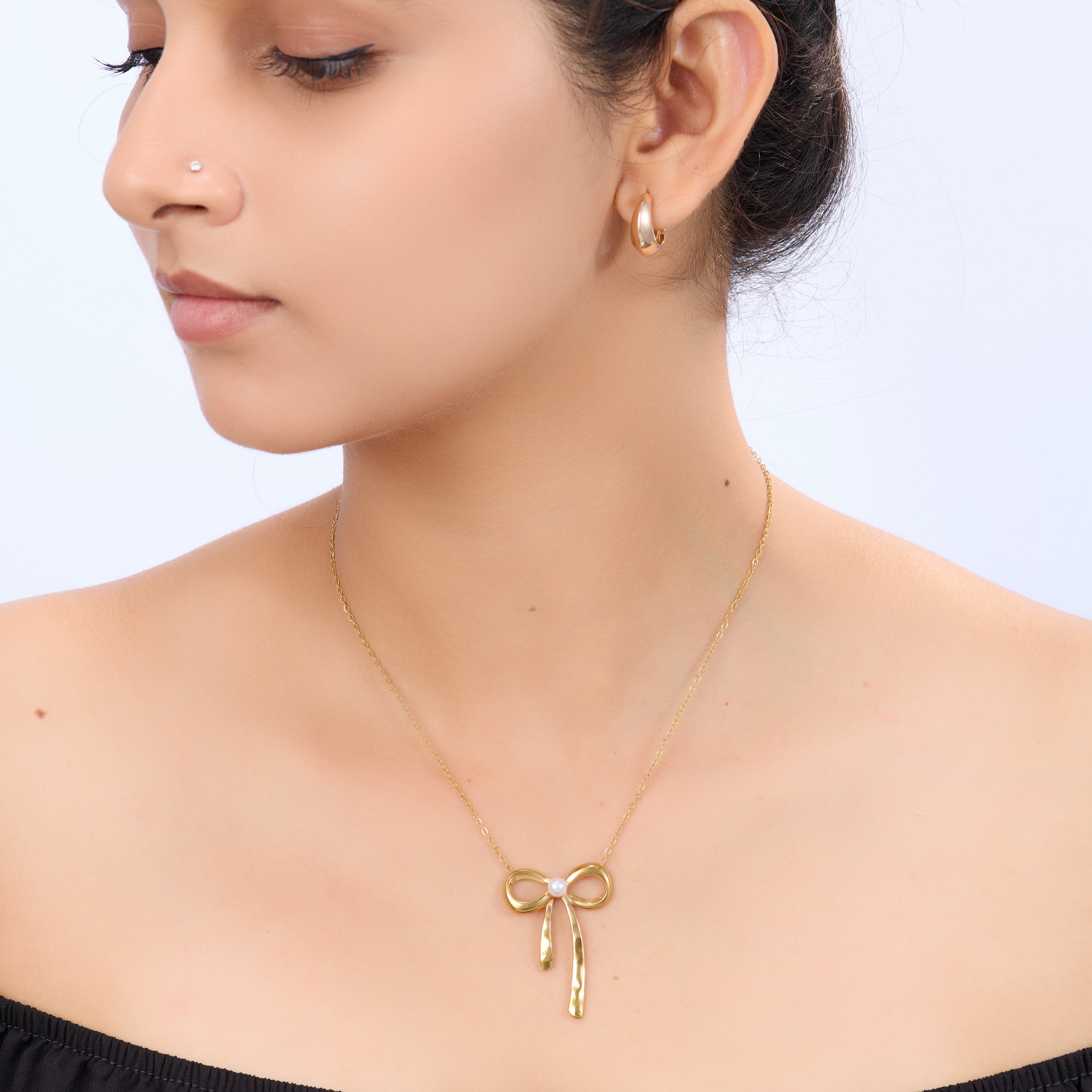 Heart Bow Tie Gold Pendant Necklace