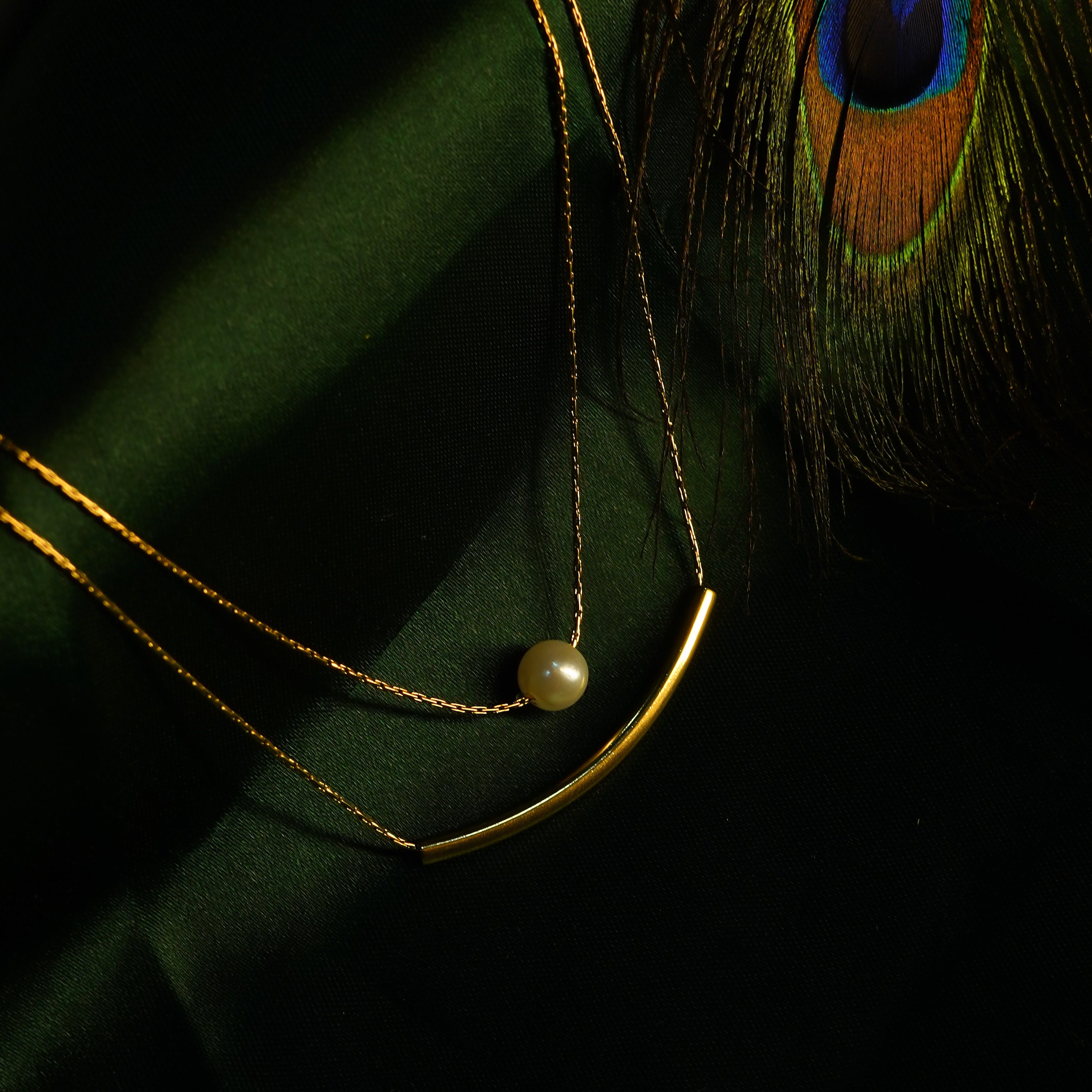 Double Layer Pearl Elegance Necklace