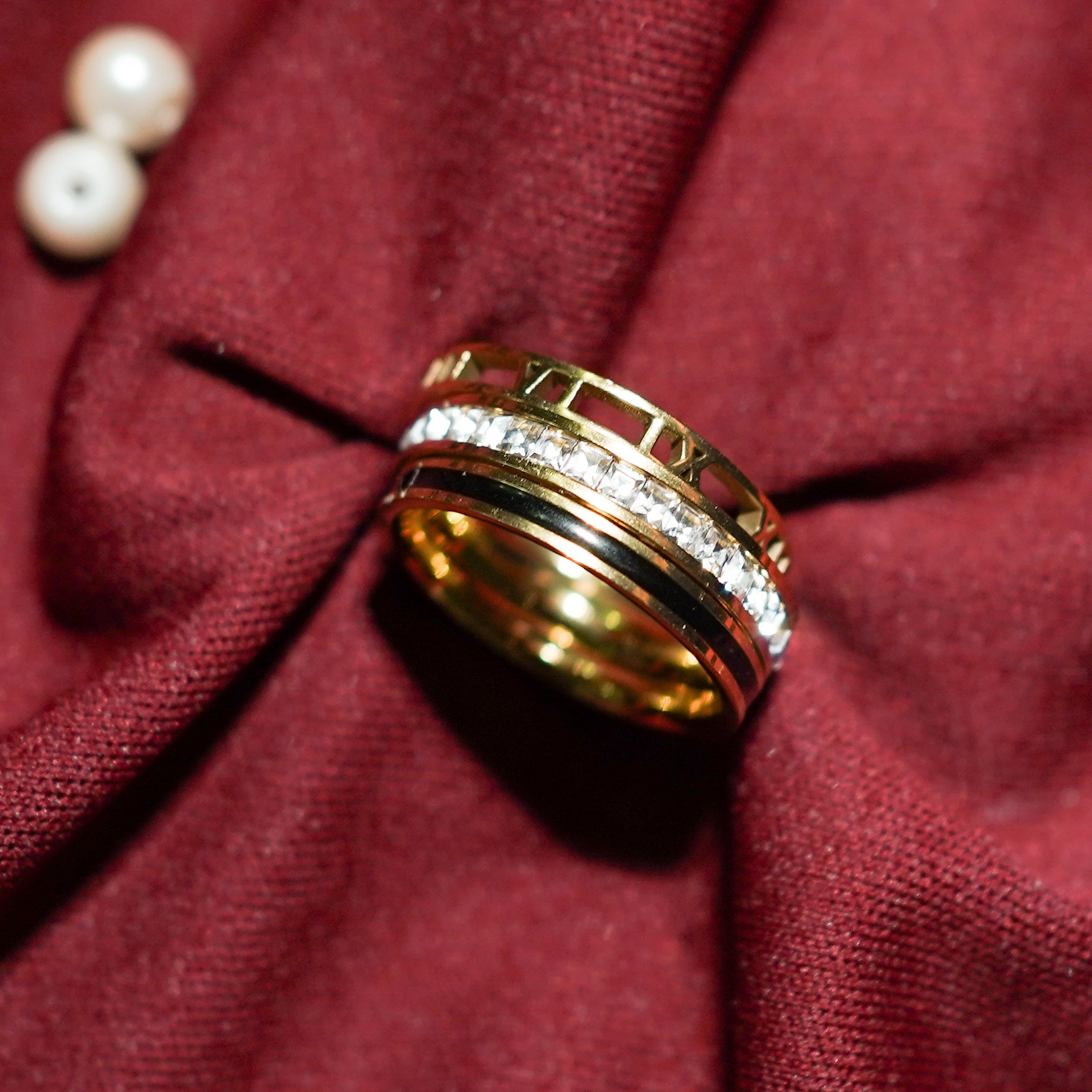 Roman Gold Trio