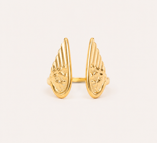 Luxury Feather Wing Ring