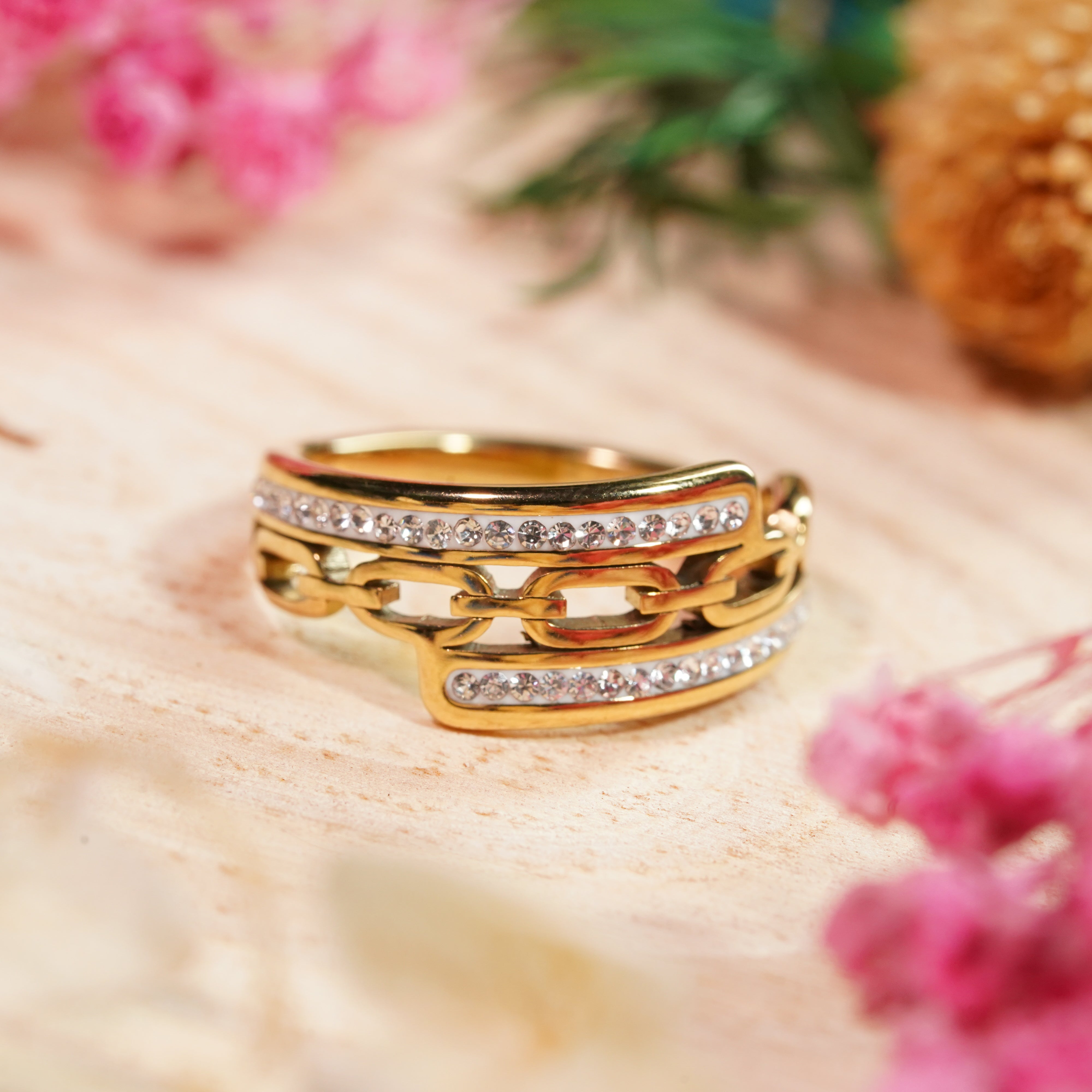 Linked Radiance Eternity Band