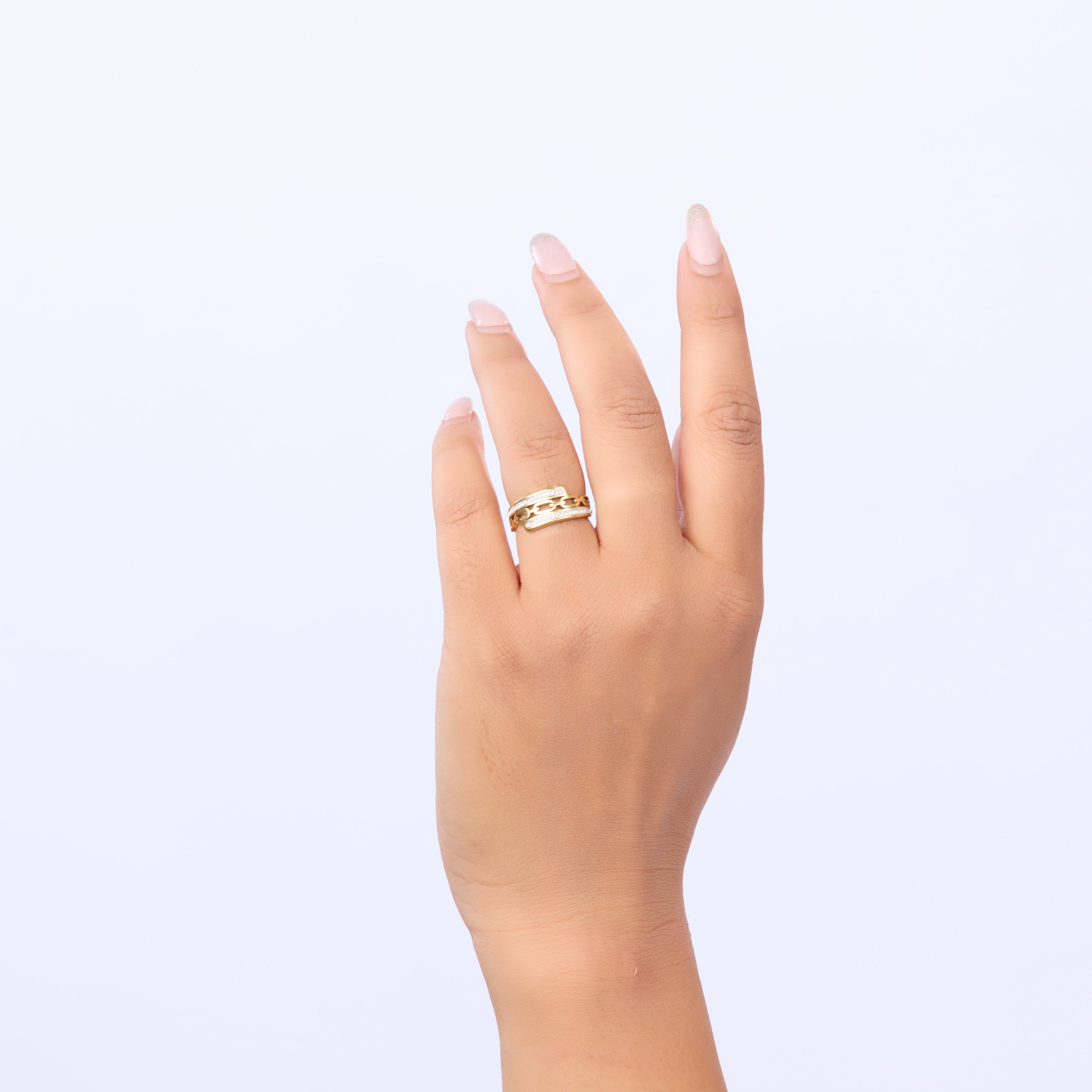Linked Radiance Eternity Band