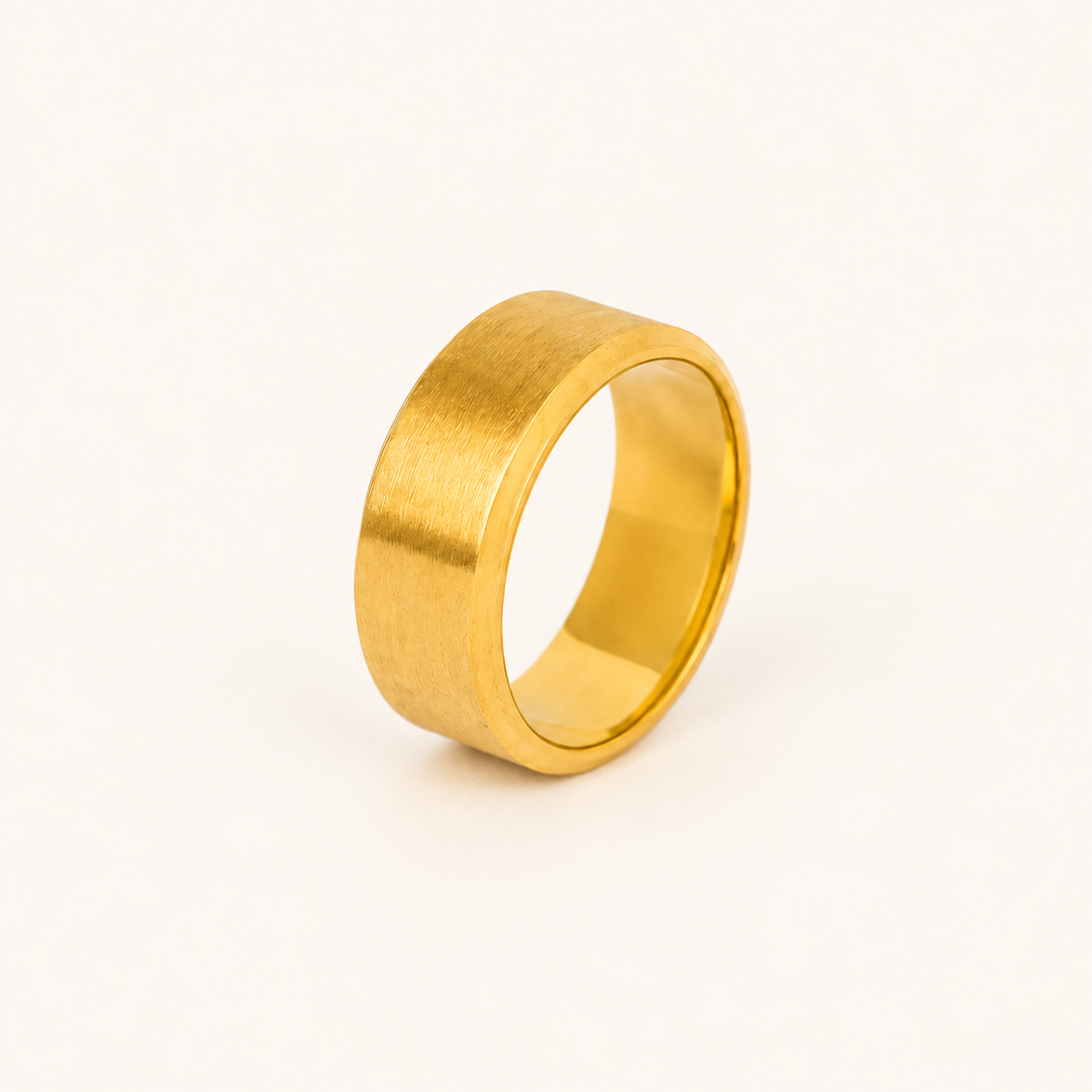 Neo Classic Gold Band