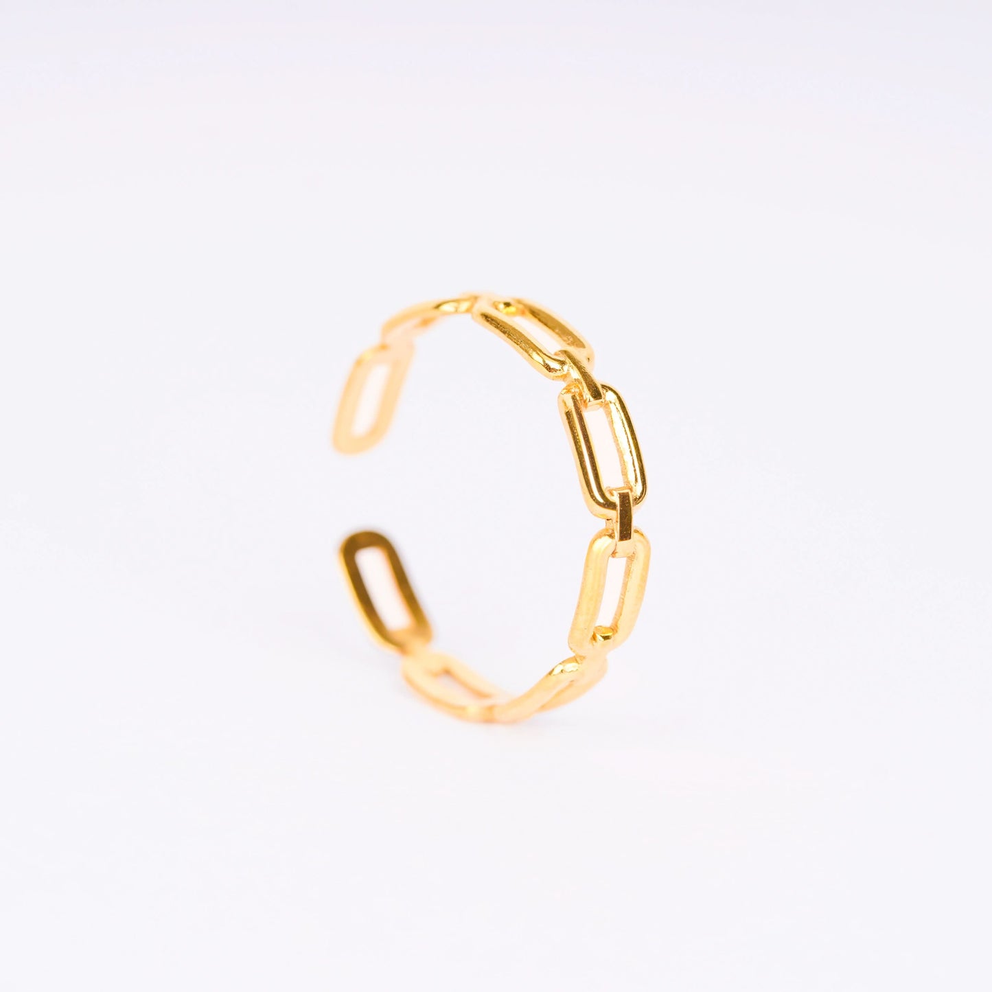 Modern Loop Gold Ring