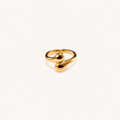 Gold Plated Abstract Oro Band Ring with Elegant Design for Women