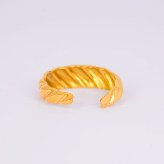 Golden Ginkgo Flow